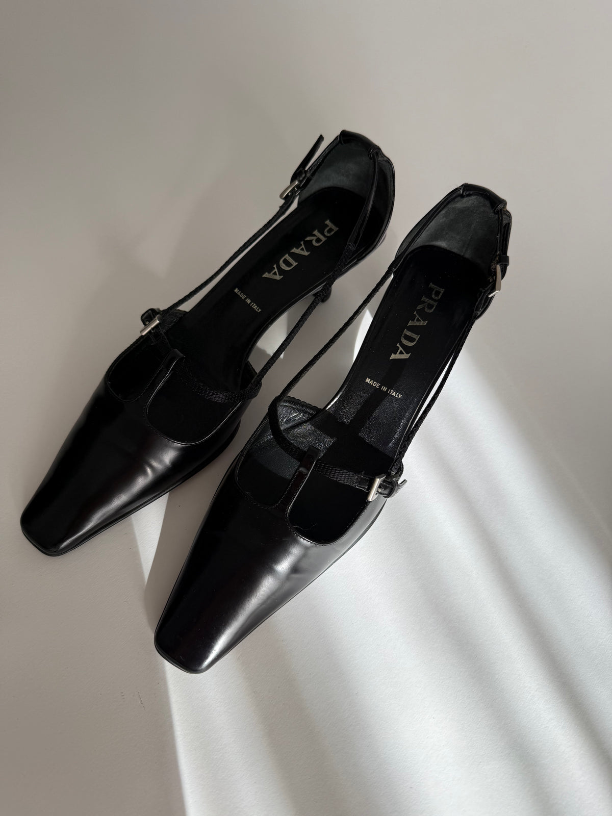 Prada black leather pumps t-strap 90s