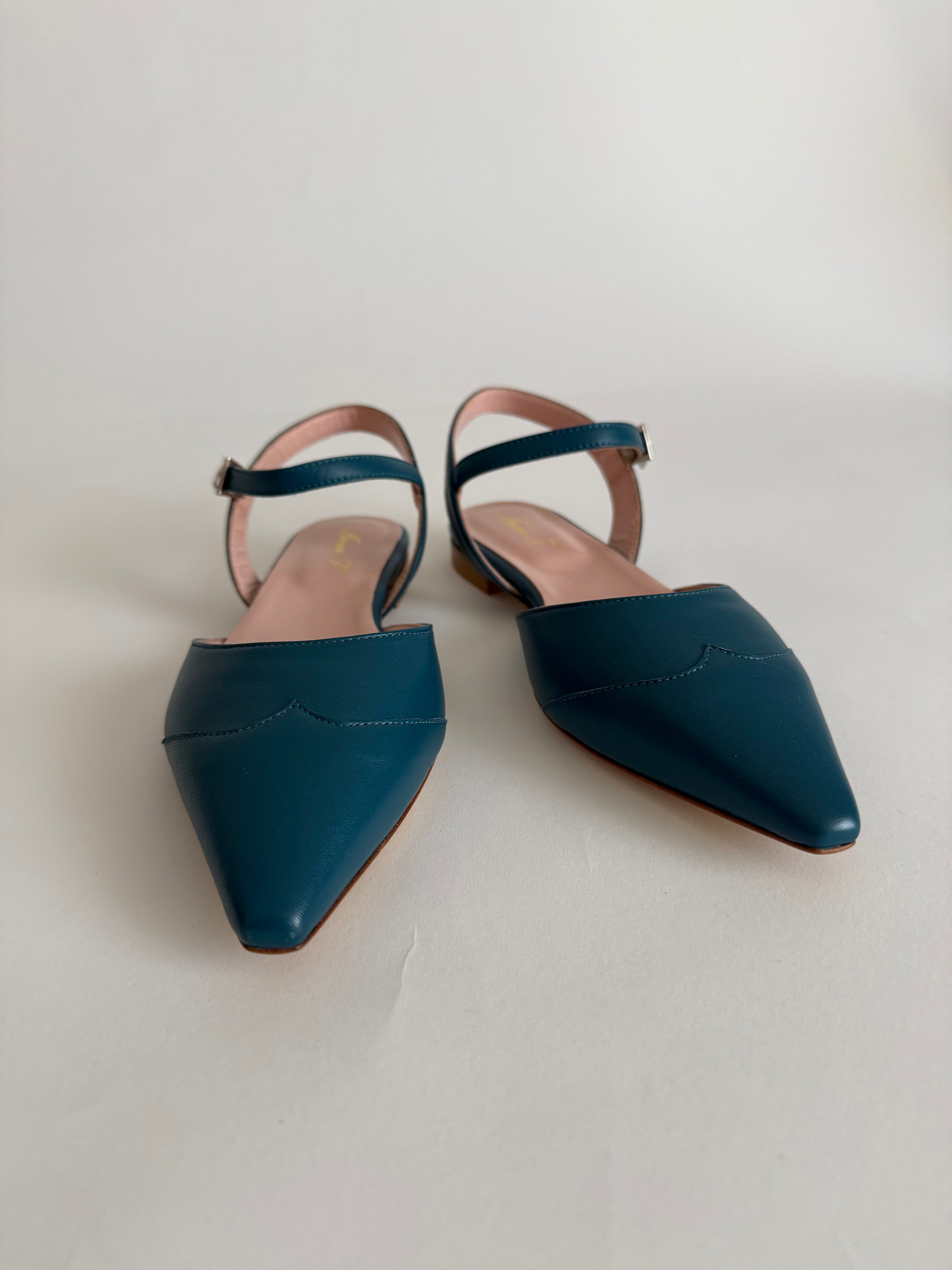 Vintage ballet flat green