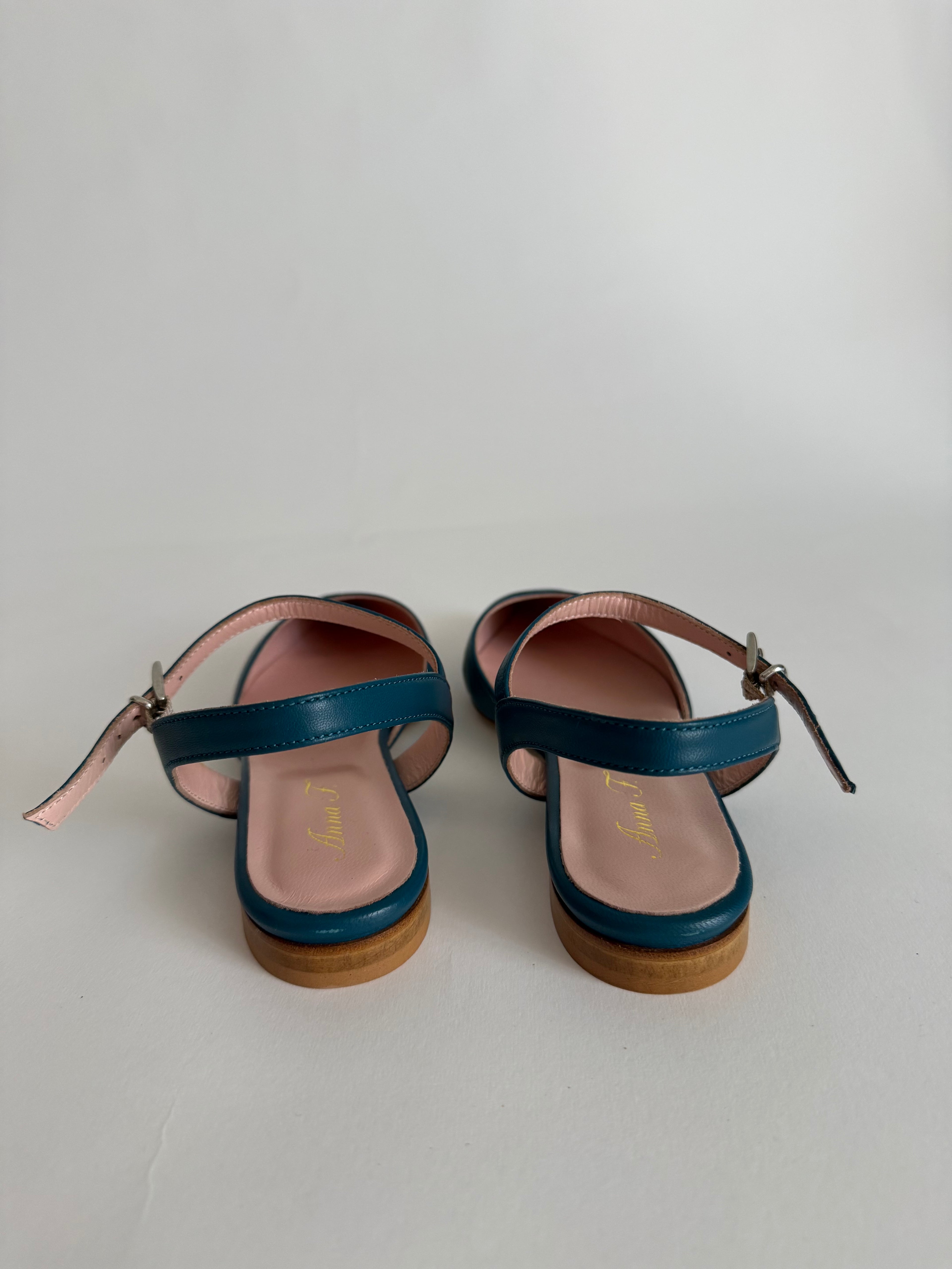 Vintage ballet flat green