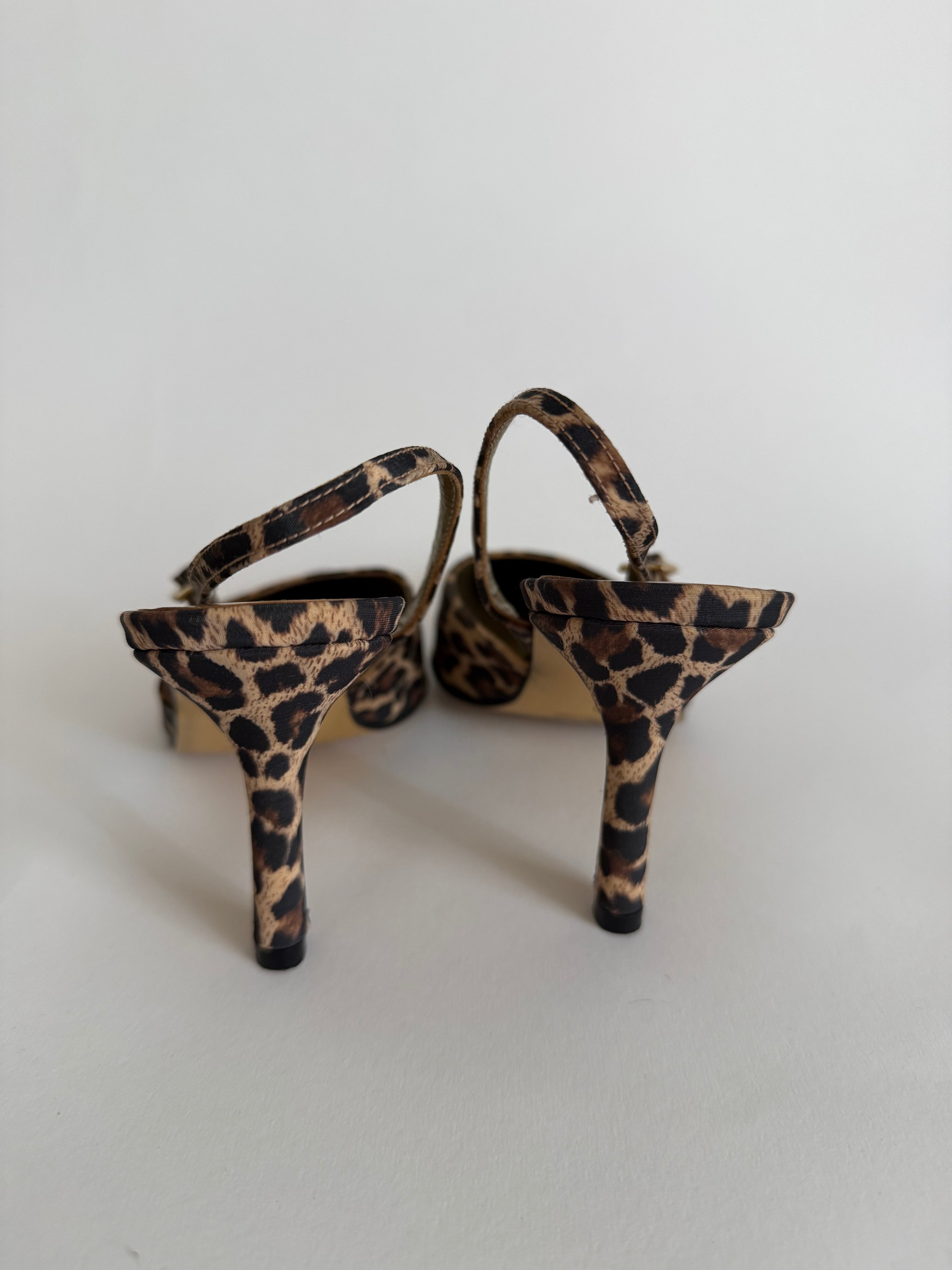 Beverly Feldman Leo print satin slingback