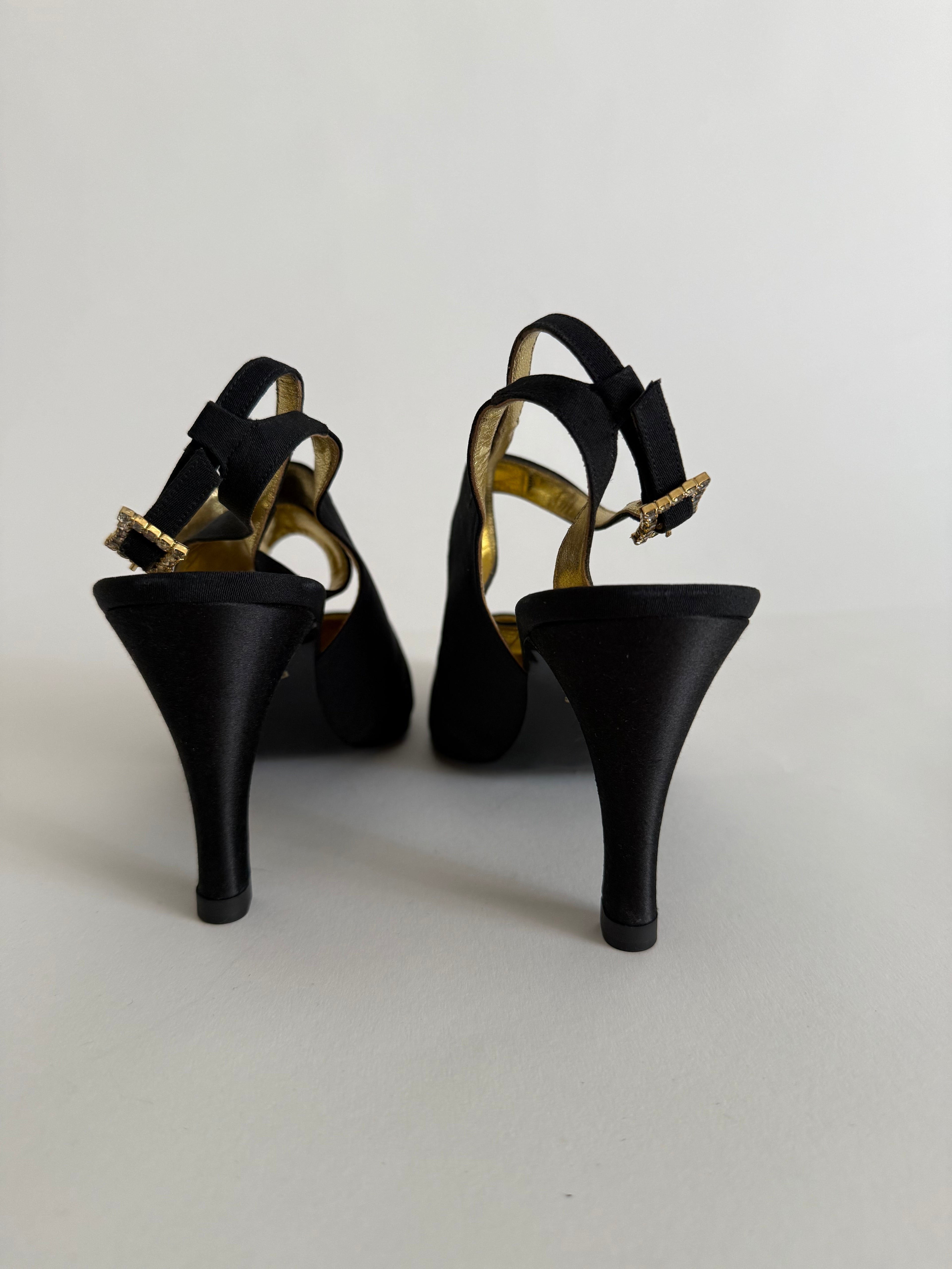 Raphael Roma silk heels