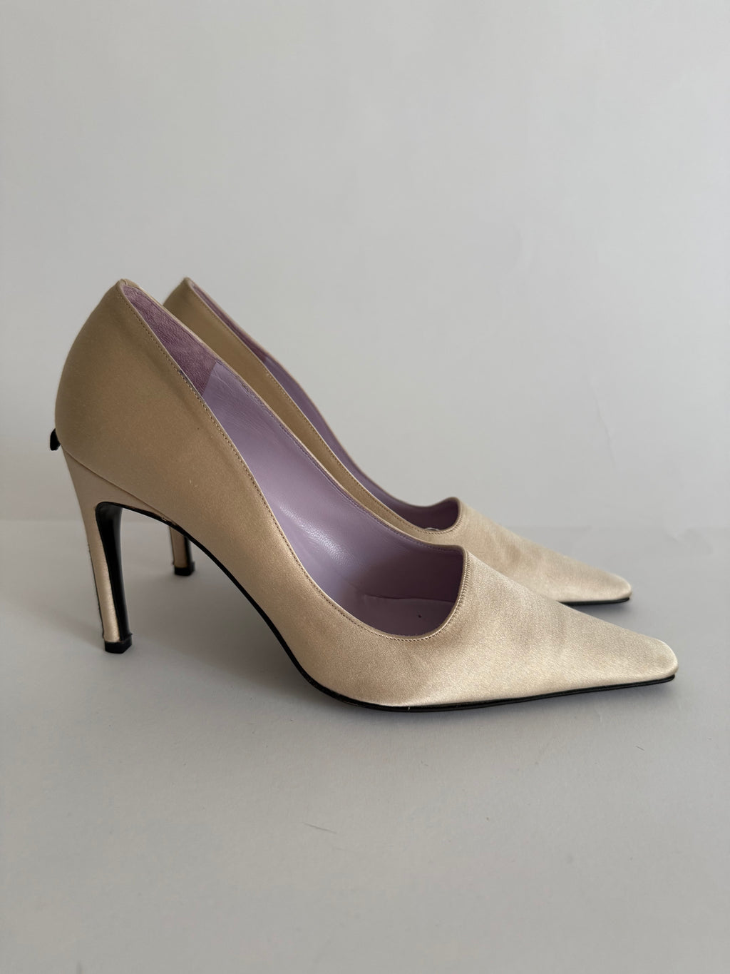 Maud Frizon 90s champagne silk bow heels