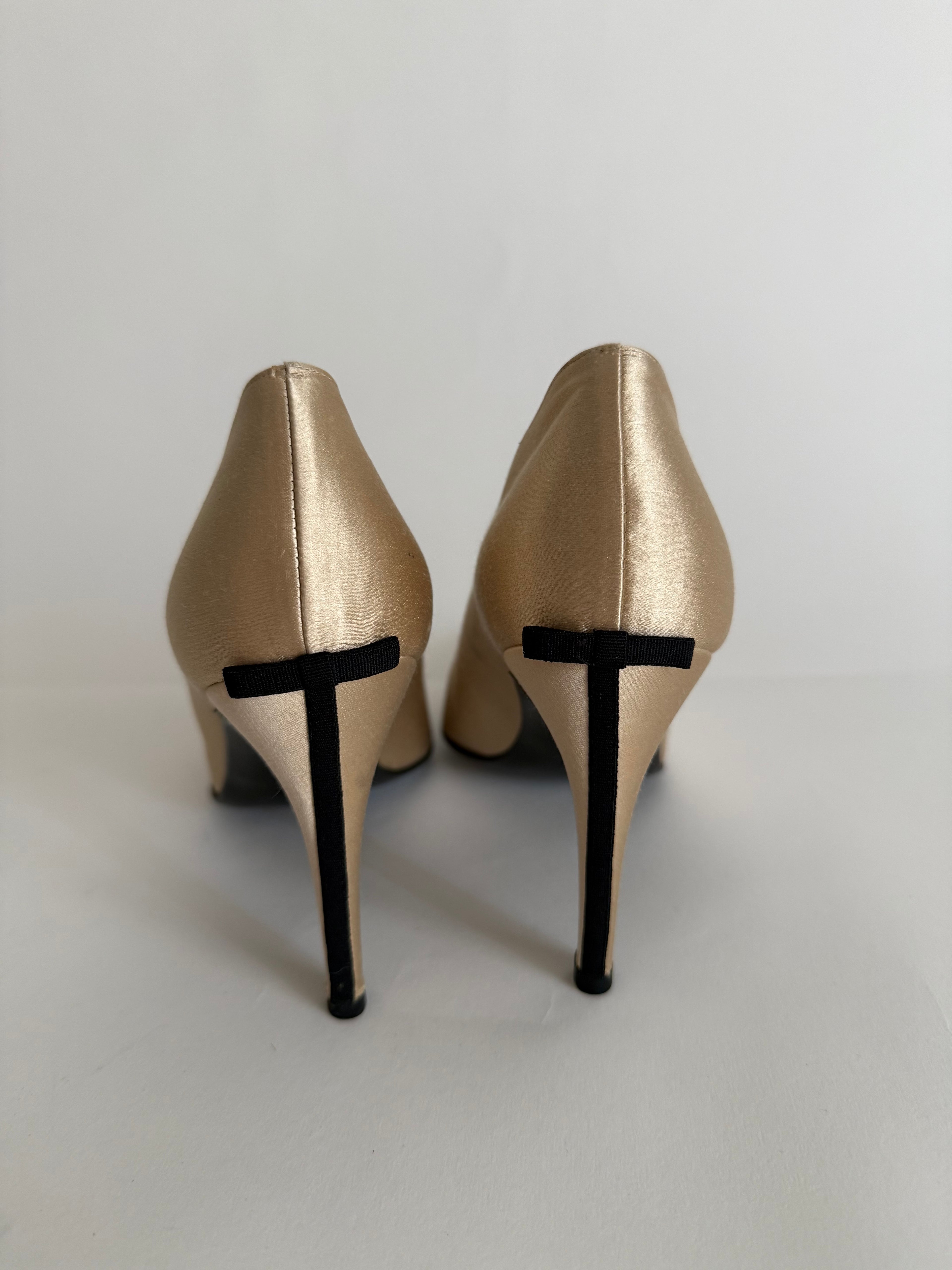Maud Frizon 90s champagne silk bow heels