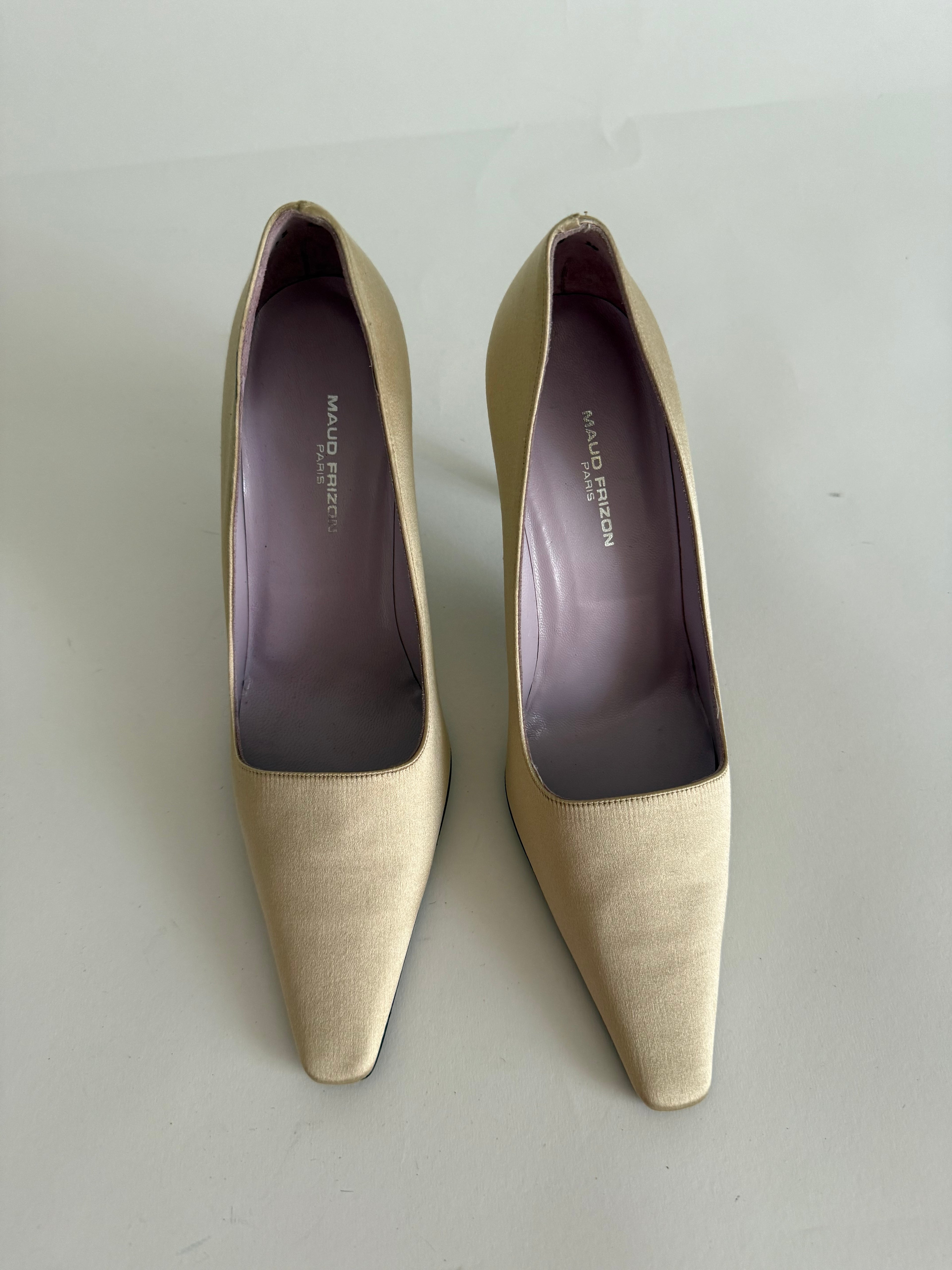 Maud Frizon 90s champagne silk bow heels