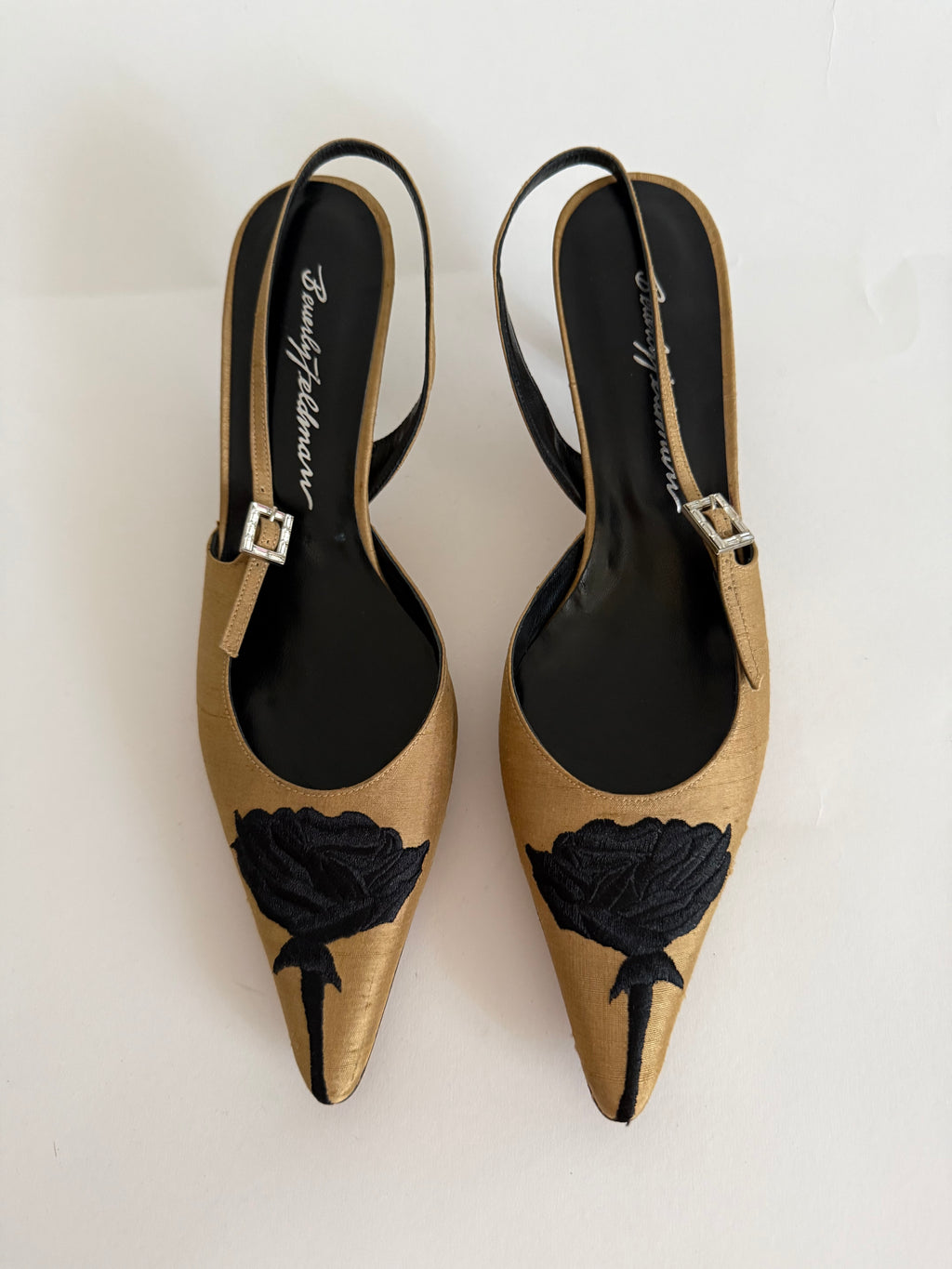 Silk 90s slingback black rose