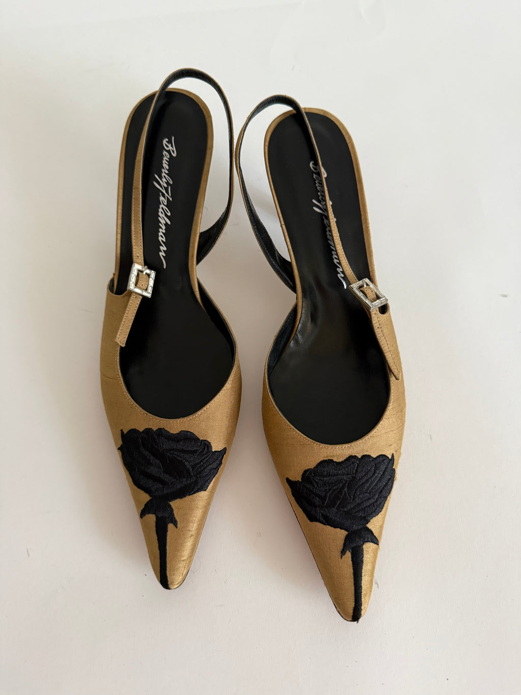 Silk 90s slingback black rose