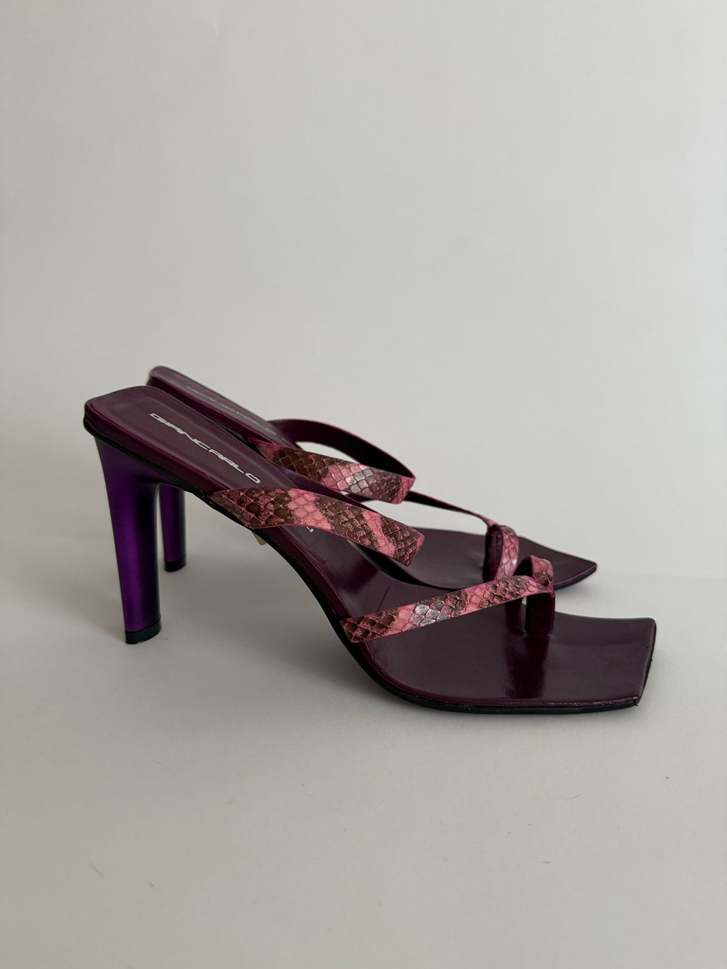 Vintage summer 90s heels sandals