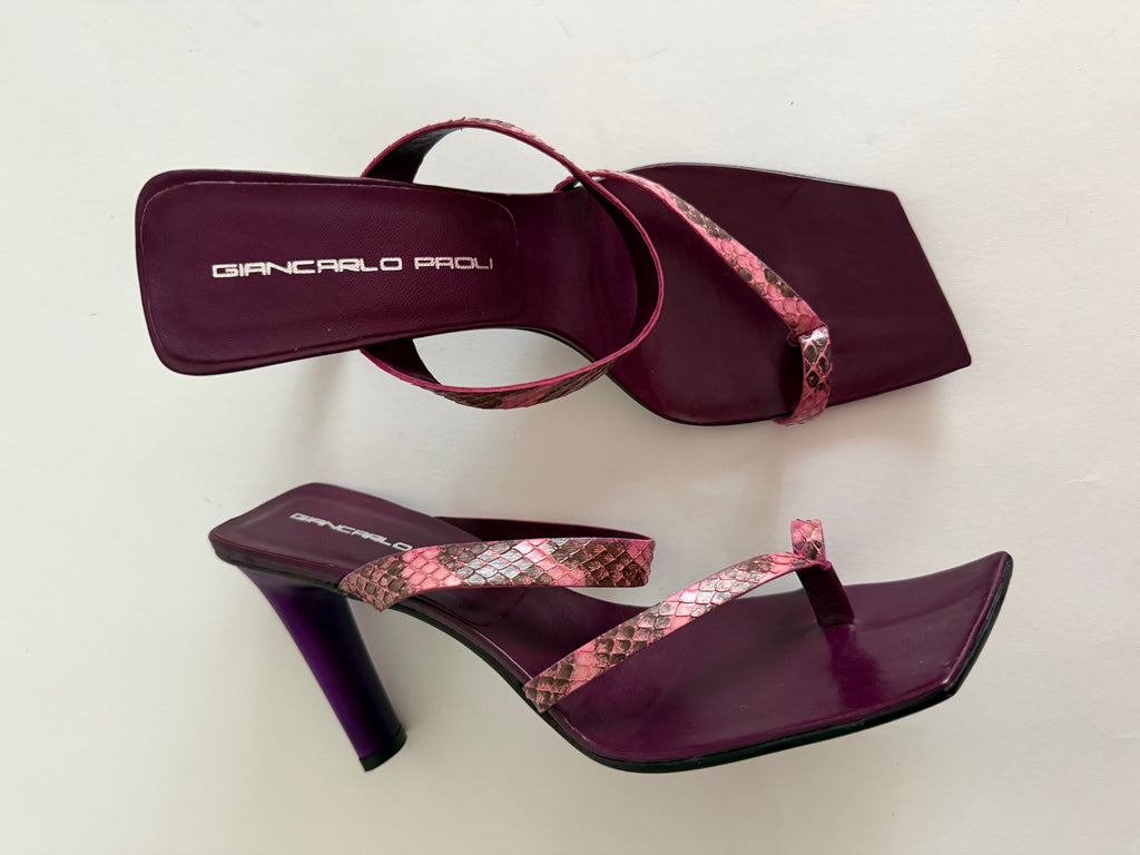Vintage summer 90s heels sandals