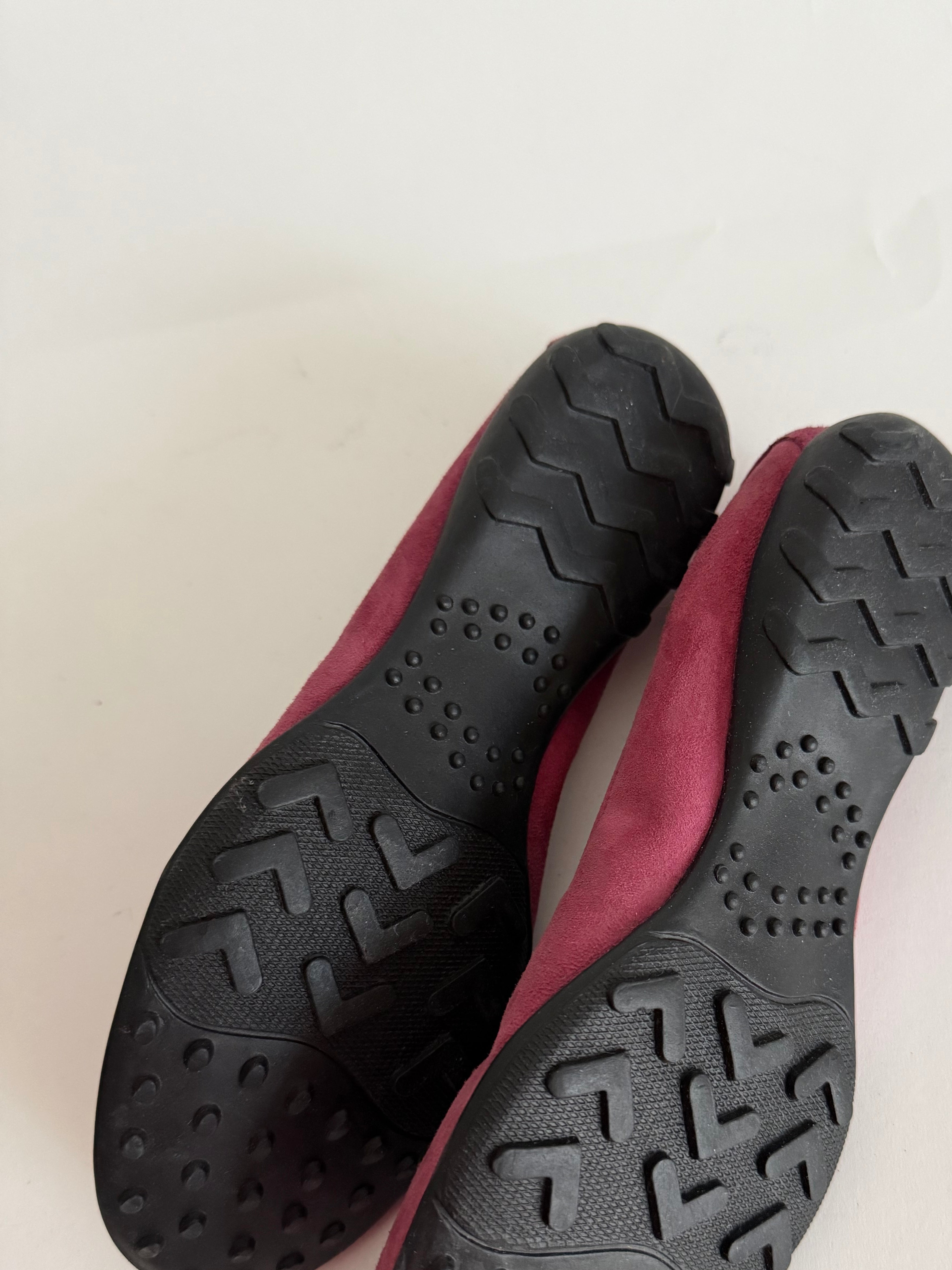 Ballerina pink suede