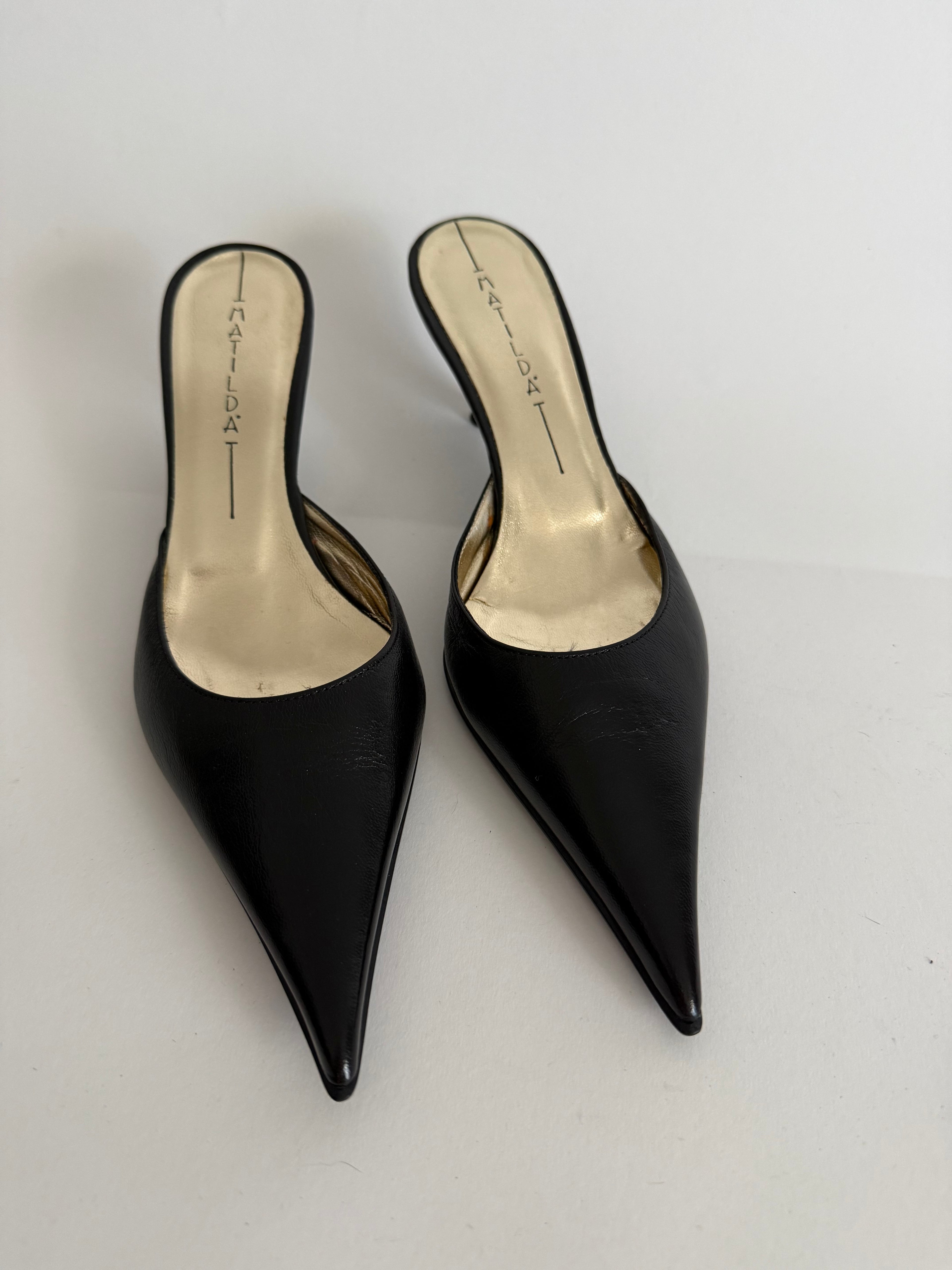 Vintage black mules 90s