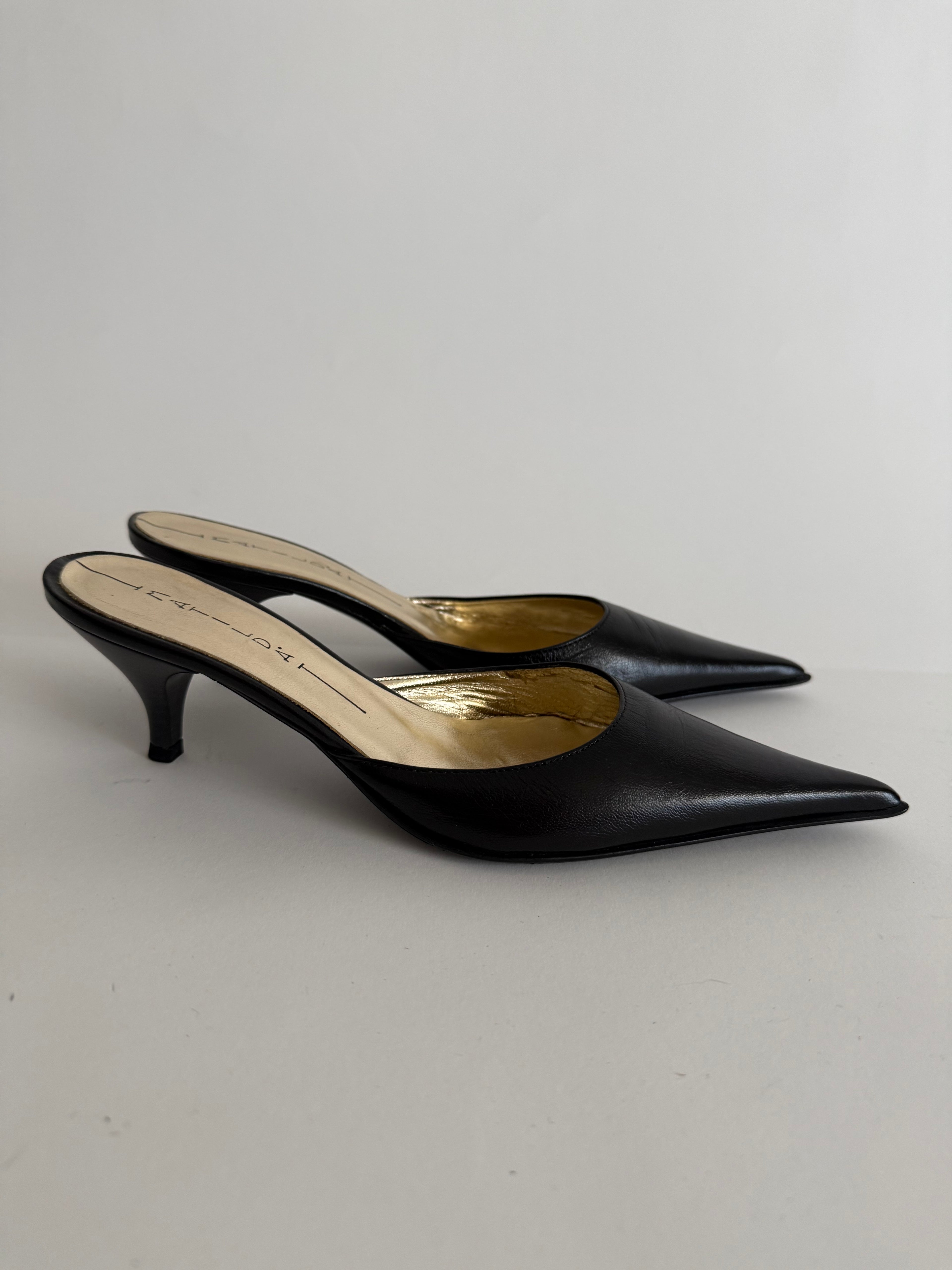 Vintage black mules 90s