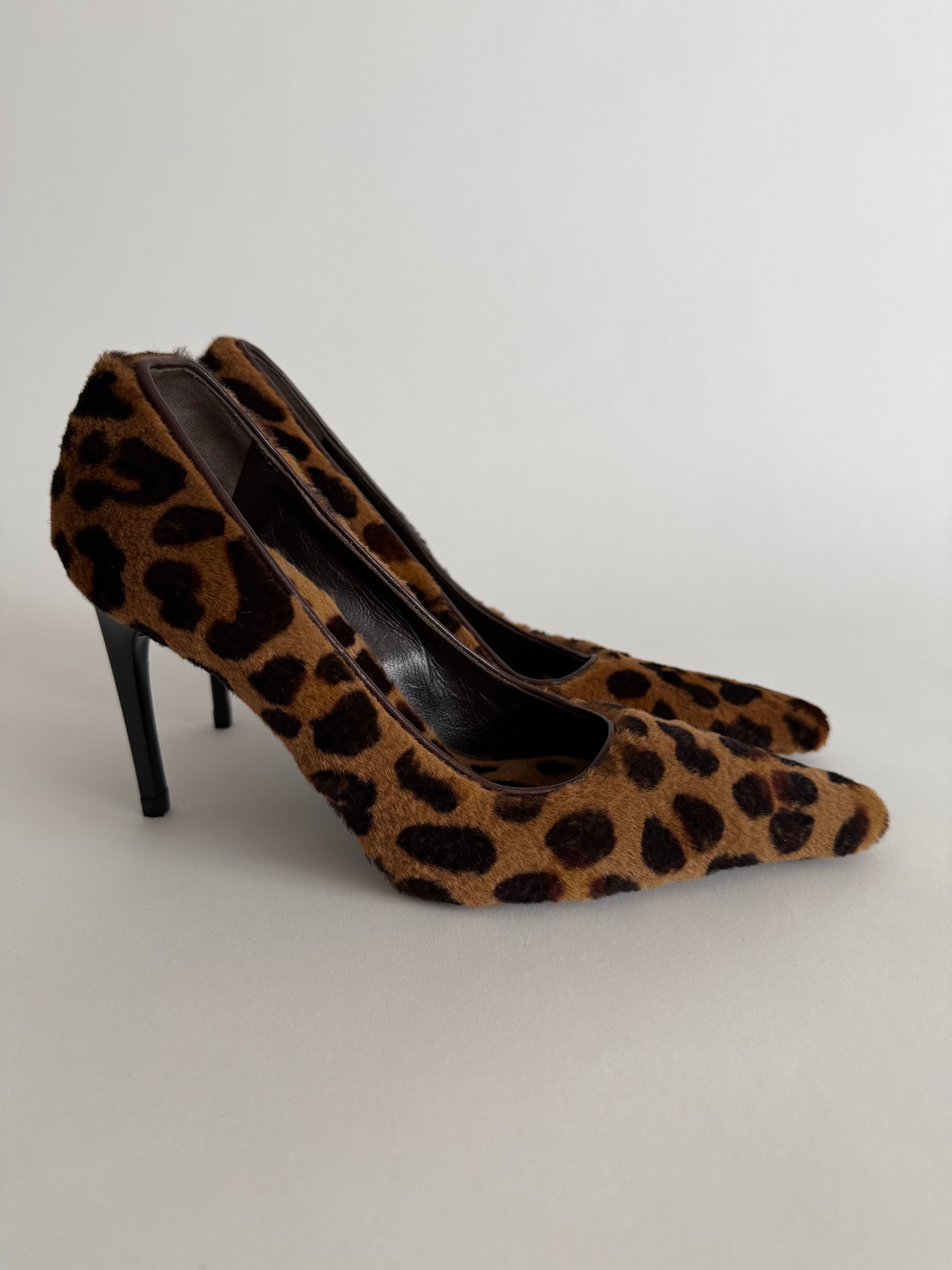 Collette vintage fur leopard heels