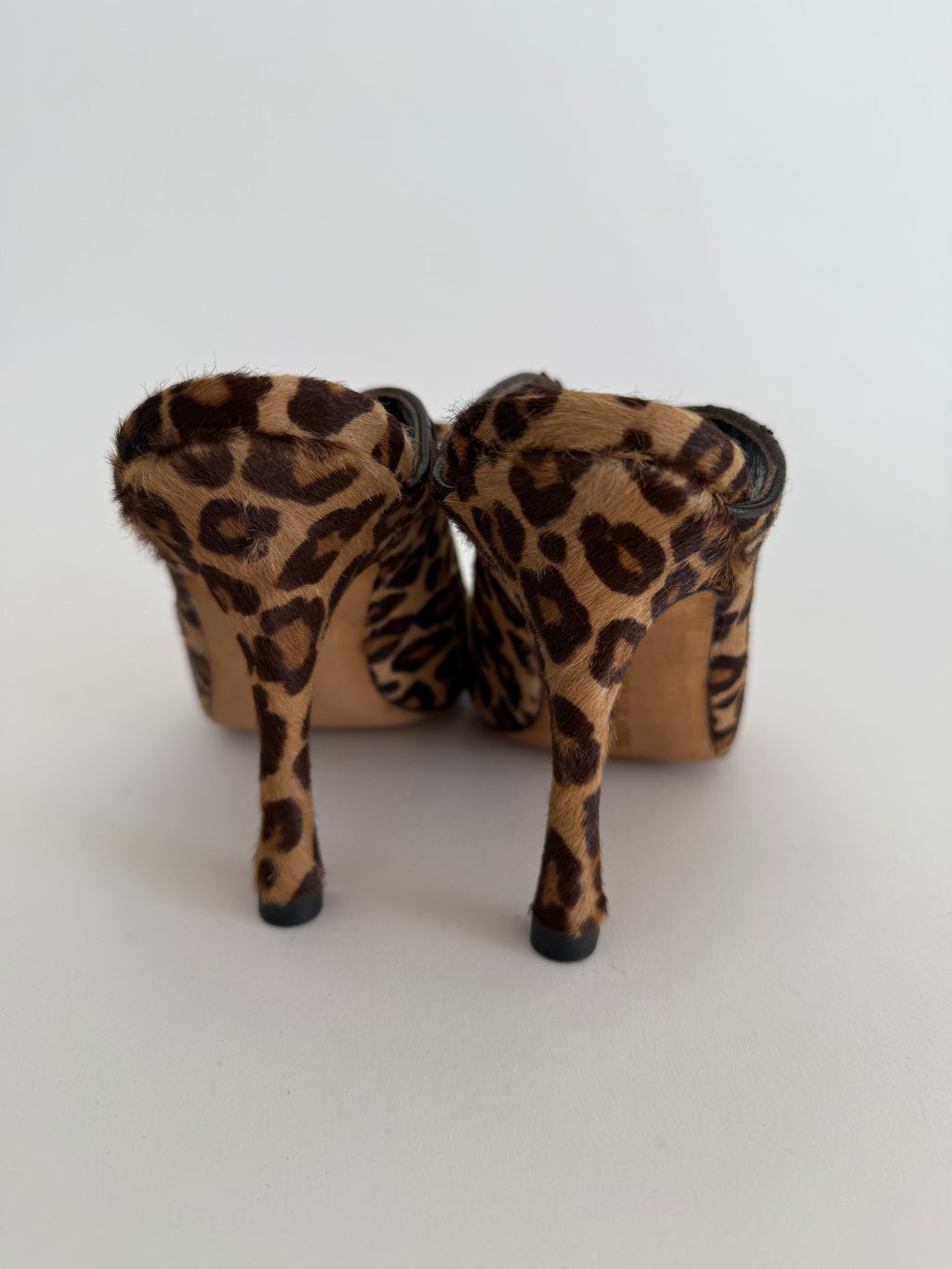 Manolo Blahnik leo heels cavallino