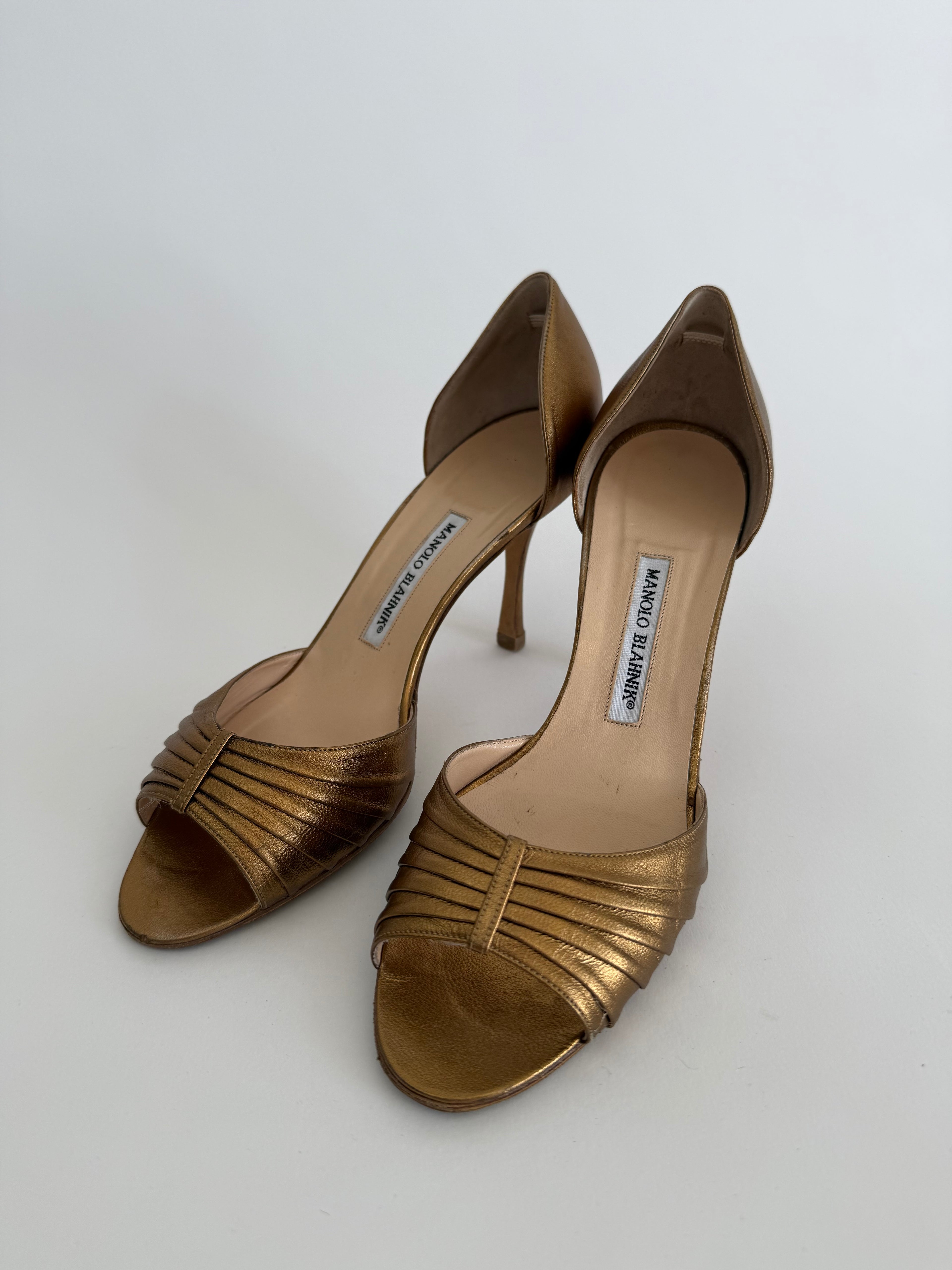Manolo Blahnik bronze heels