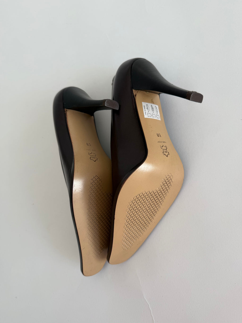 Brown leather heels 90s