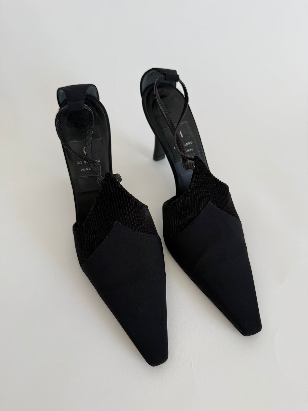 Vintage velvet tela heels