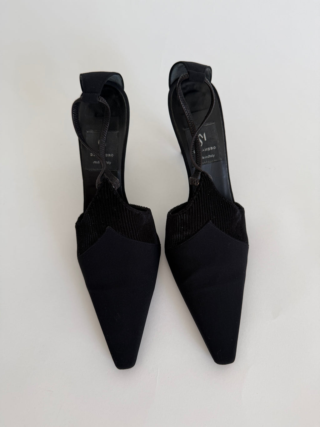 Vintage velvet tela heels