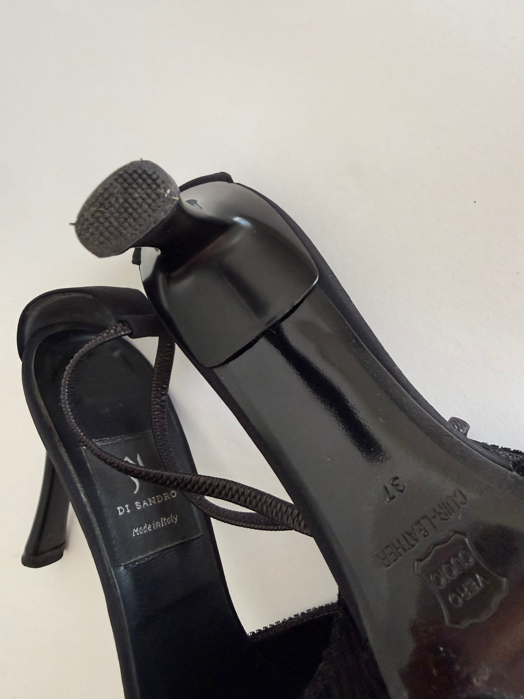 Vintage velvet tela heels