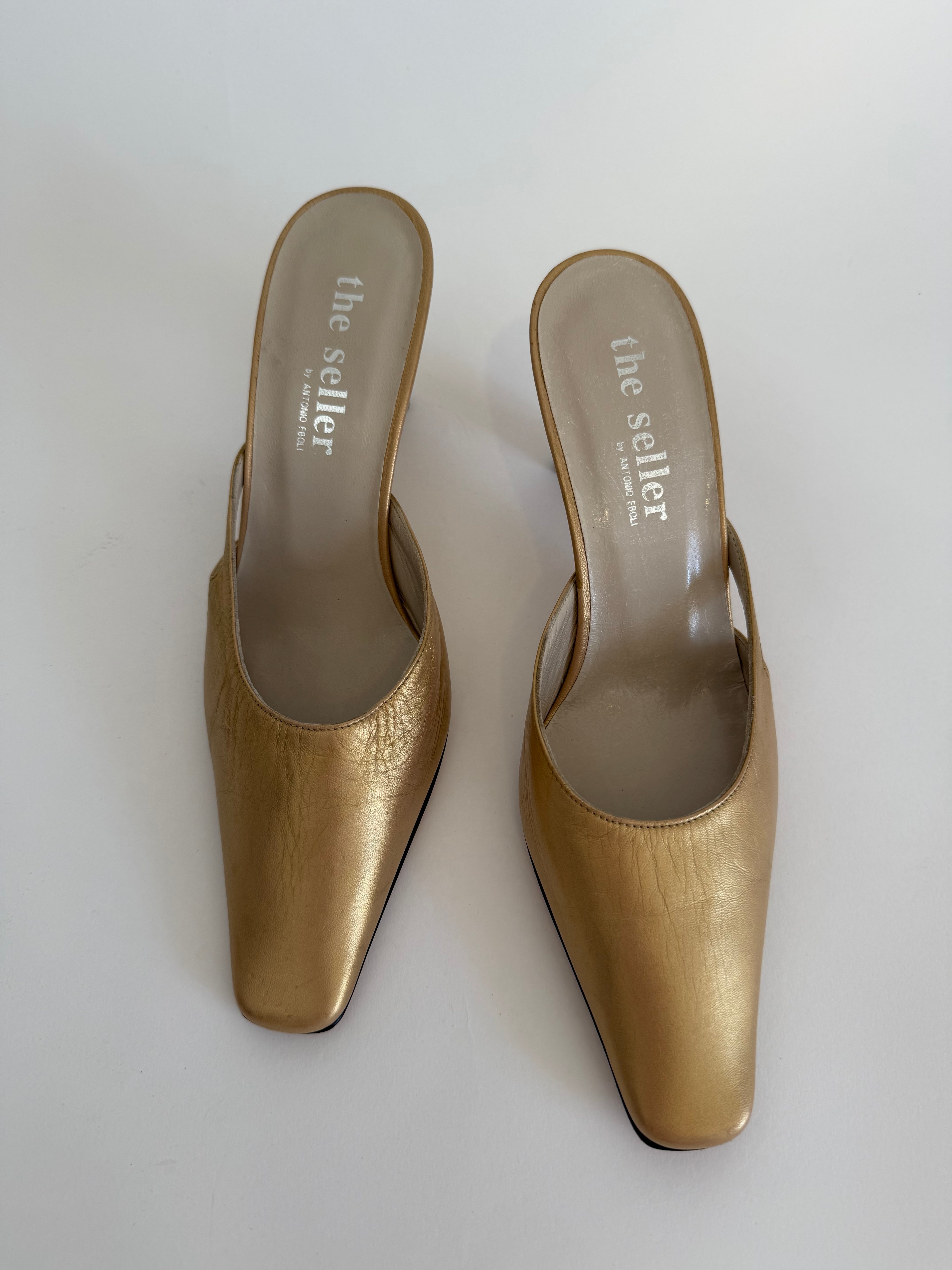Gold mules leather 90s heels