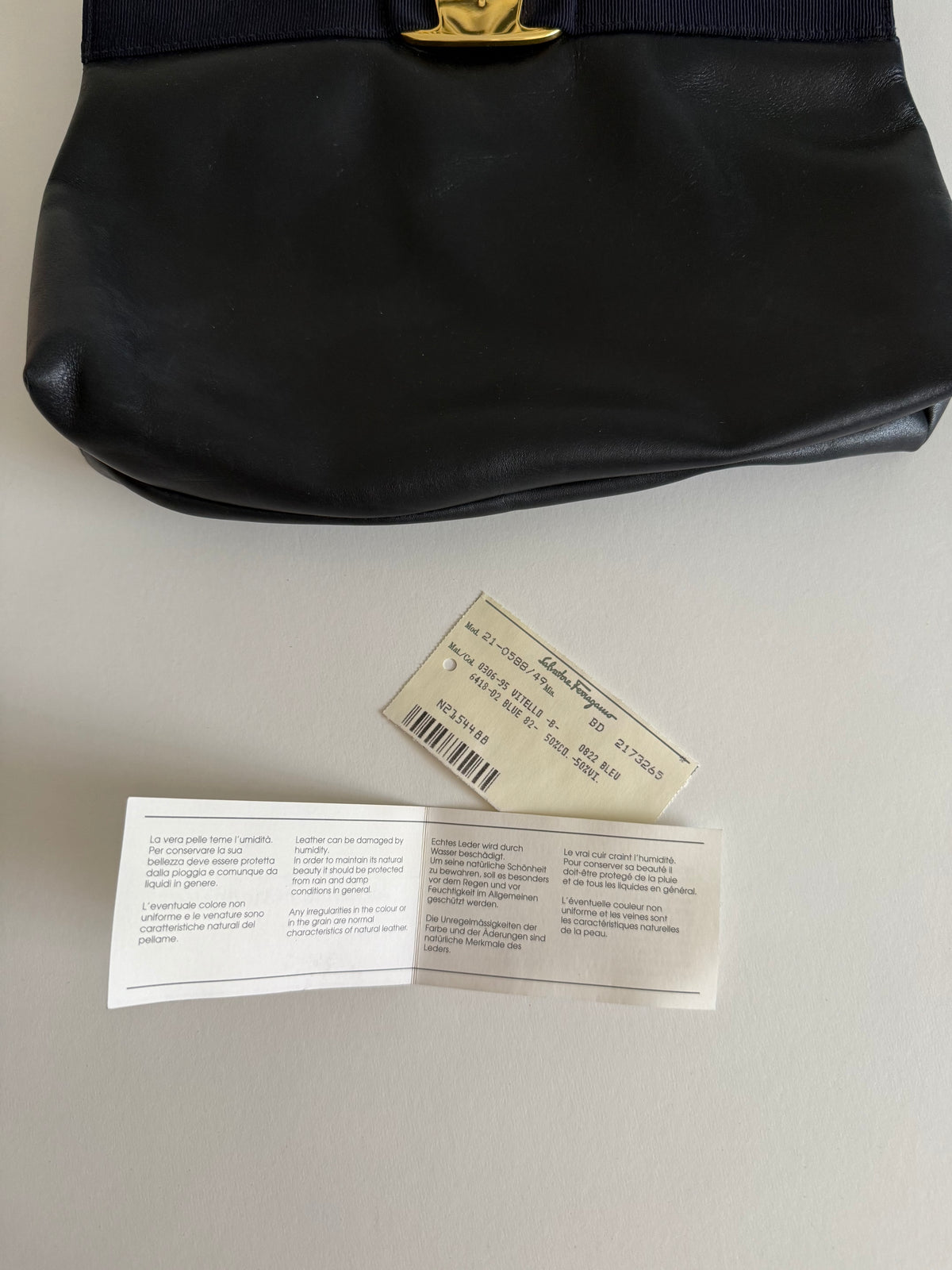 Ferragamo blue shoulder bag 90s