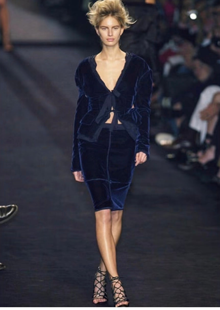 Yves Saint Laurent FW 2002 Runway by Tom Ford