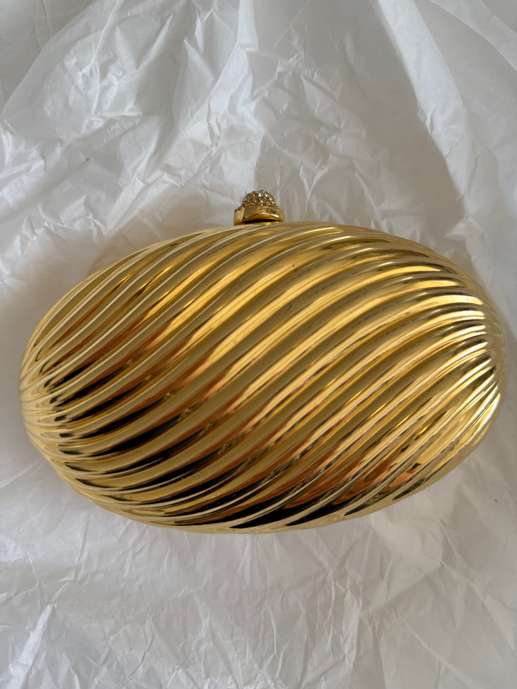 Minaudière gold egg clutch vintage