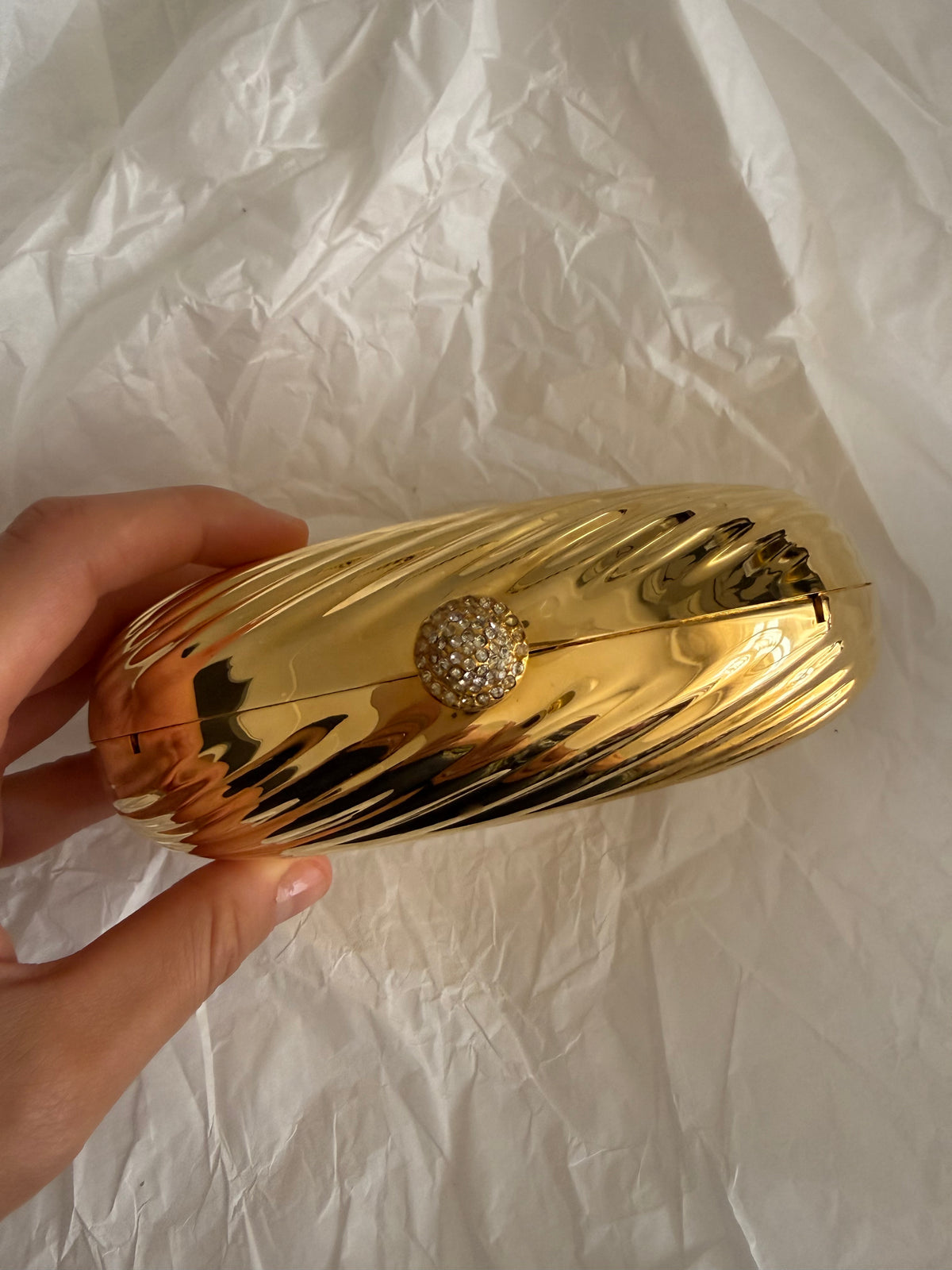 Minaudière gold egg clutch vintage