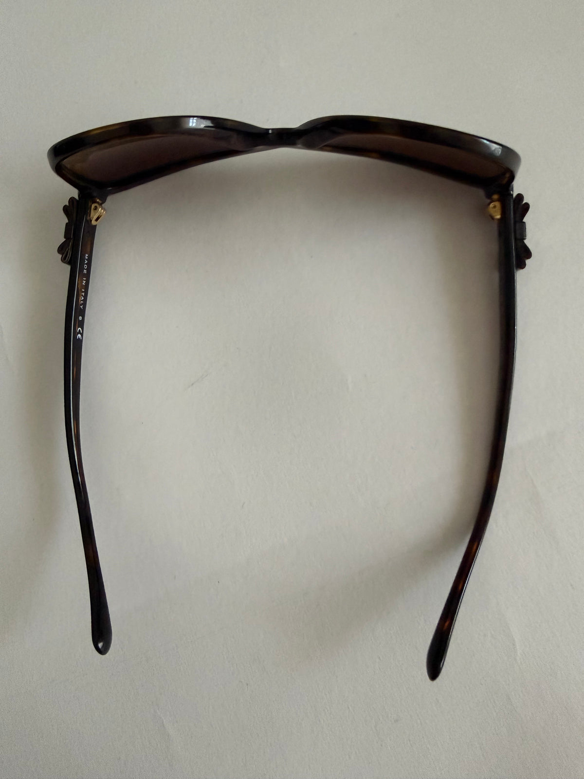 Chanel 5281-Q cat eye bow sunglasses