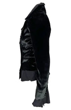 Yves Saint Laurent FW 2002 Runway by Tom Ford
