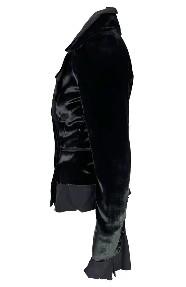Yves Saint Laurent FW 2002 Runway by Tom Ford