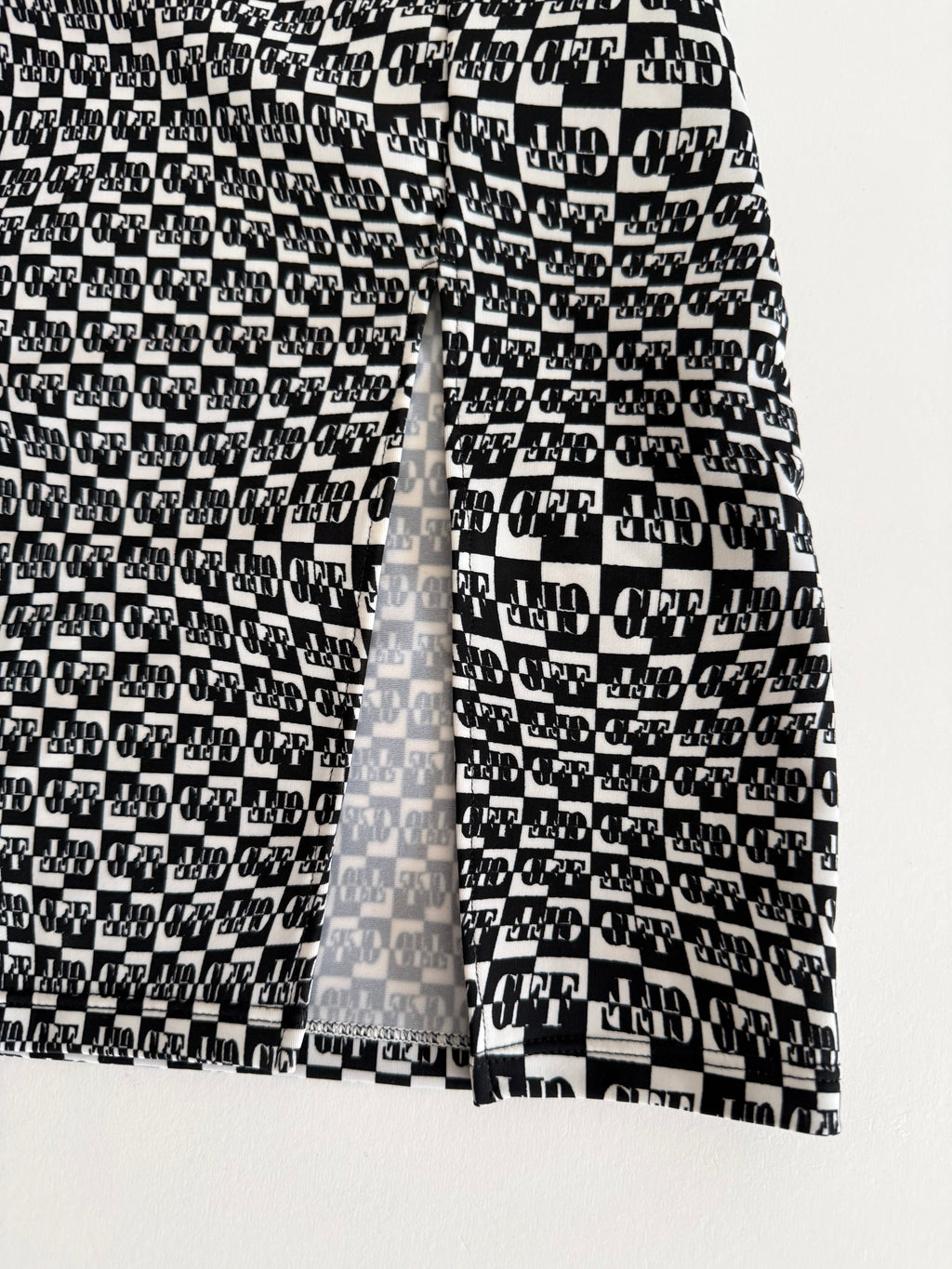 Gianfranco Ferré skirt split