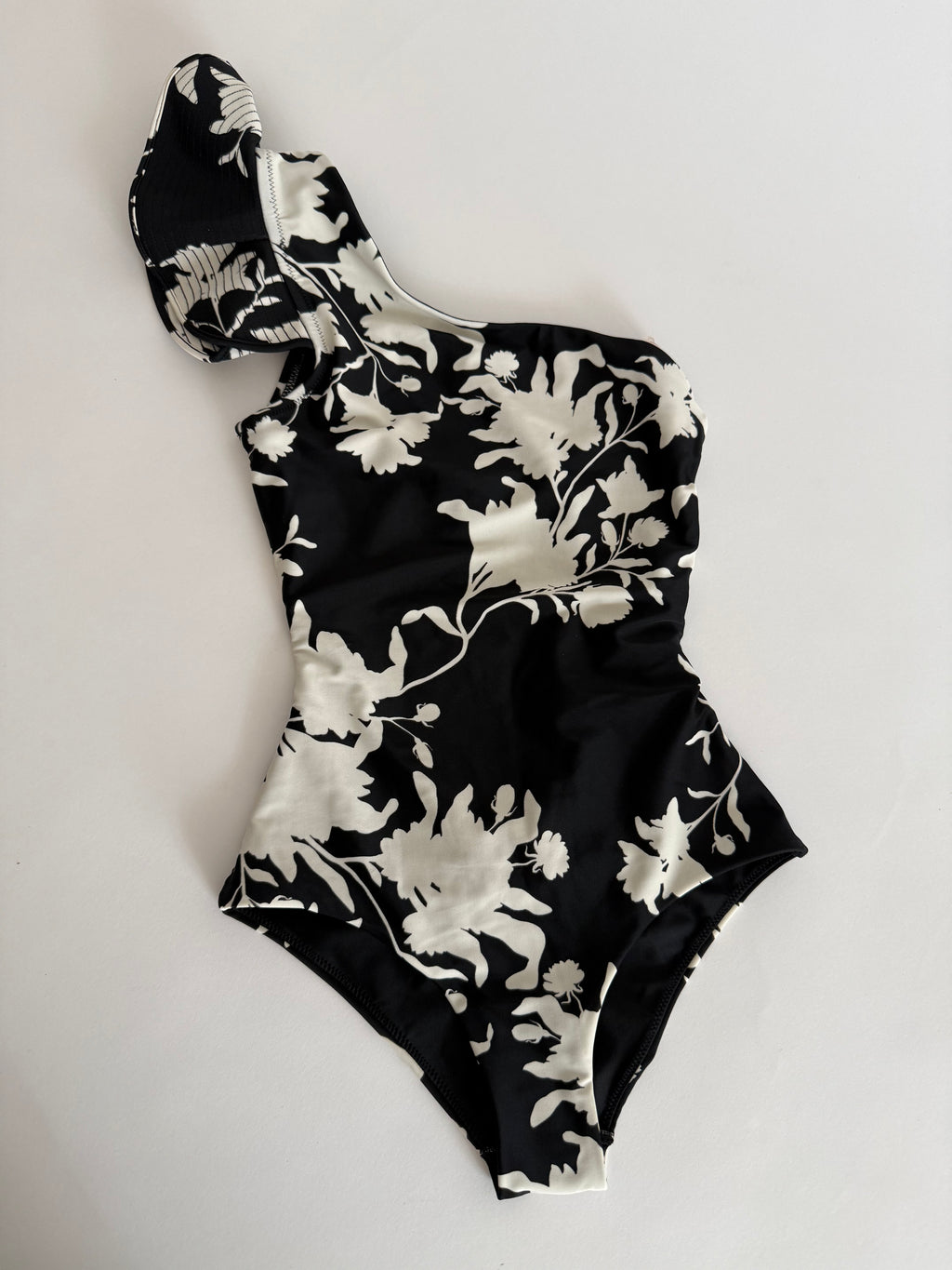 Jonnana Ortiz for H&m one-piece