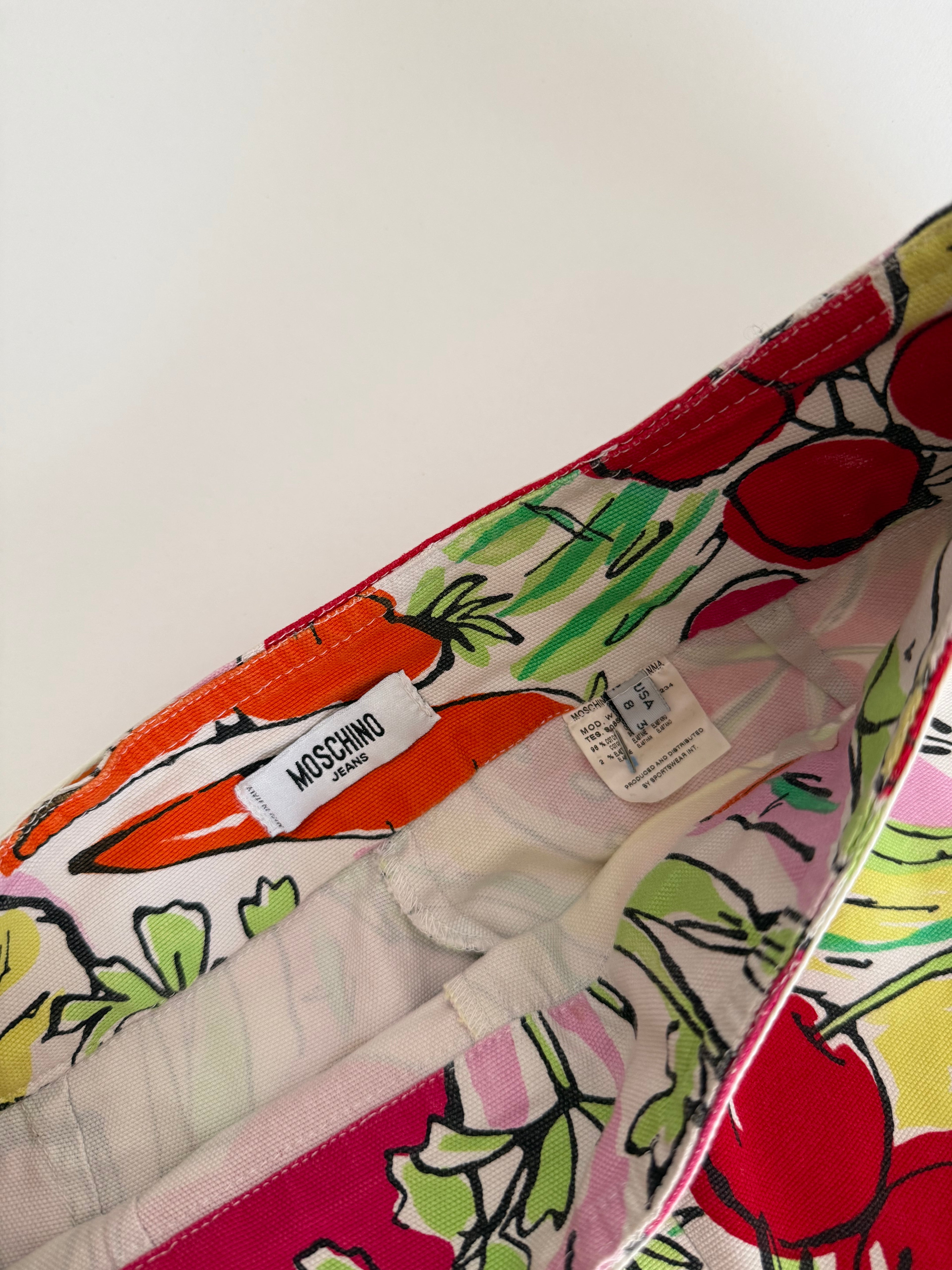 Moschino capri pants print veggie fruits vintage