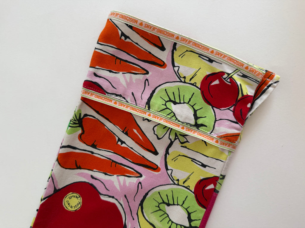 Moschino capri pants print veggie fruits vintage