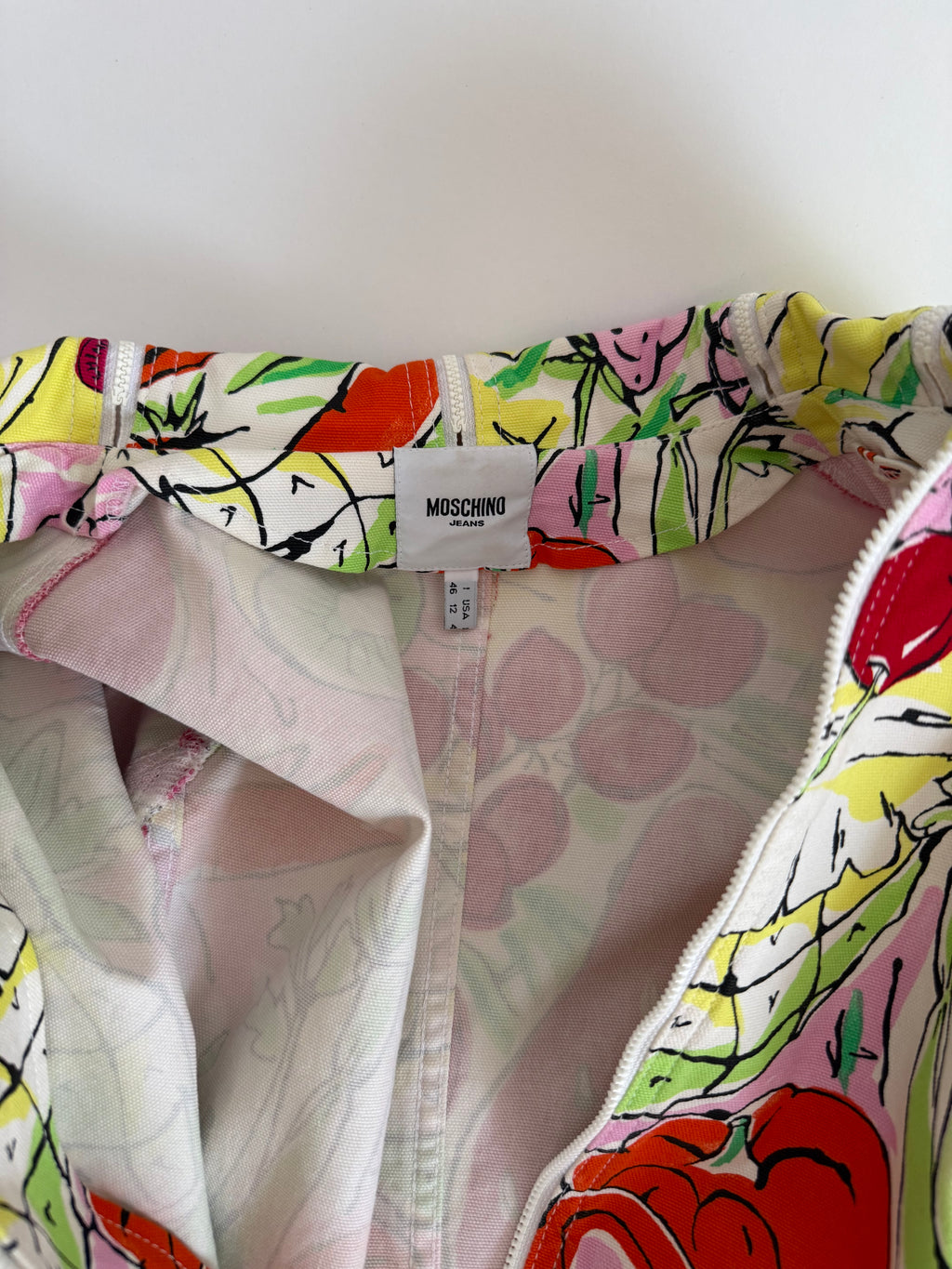 Moschino zipper jacket with fruits veggie print vintage