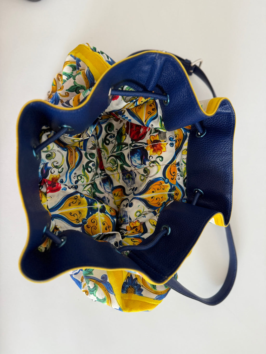 Dolce & Gabbana SS 2017 maiolica bucket bag canvas