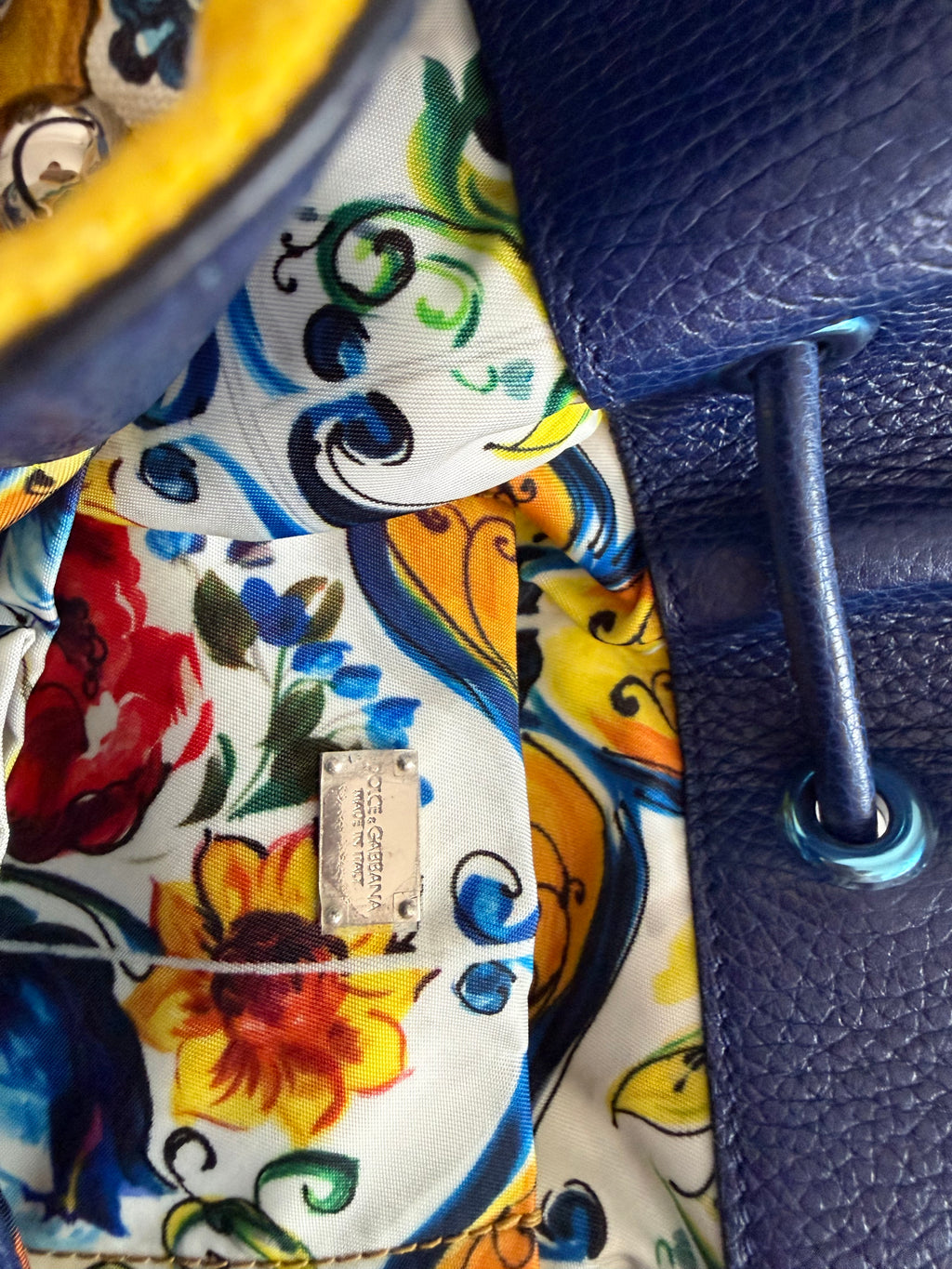 Dolce & Gabbana SS 2017 maiolica bucket bag canvas