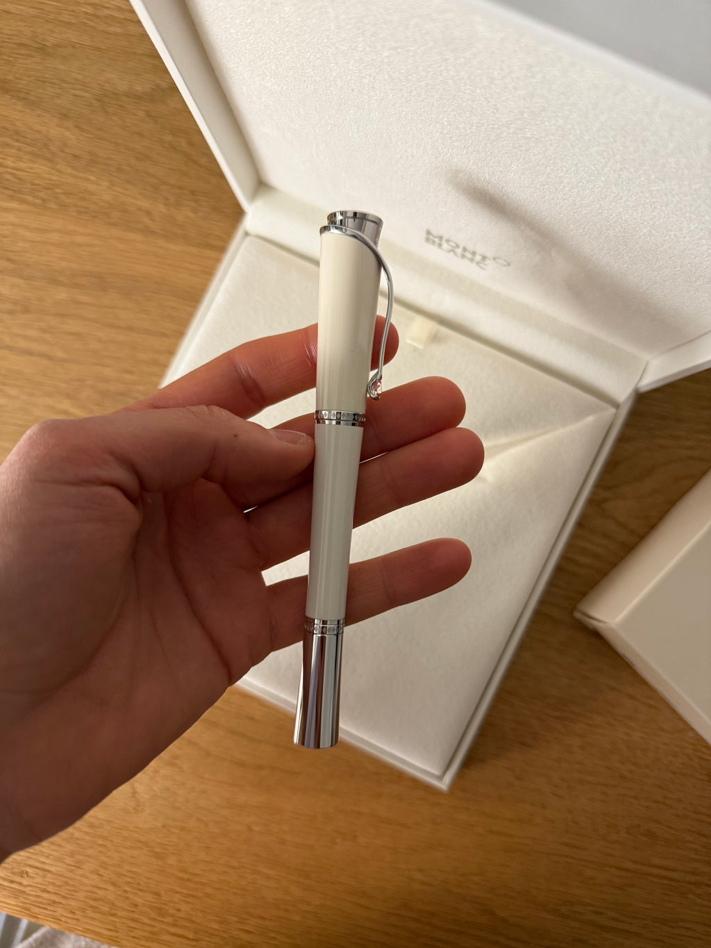 Montblanc Princesse Grace de Monaco Ivory Colour Rollerball