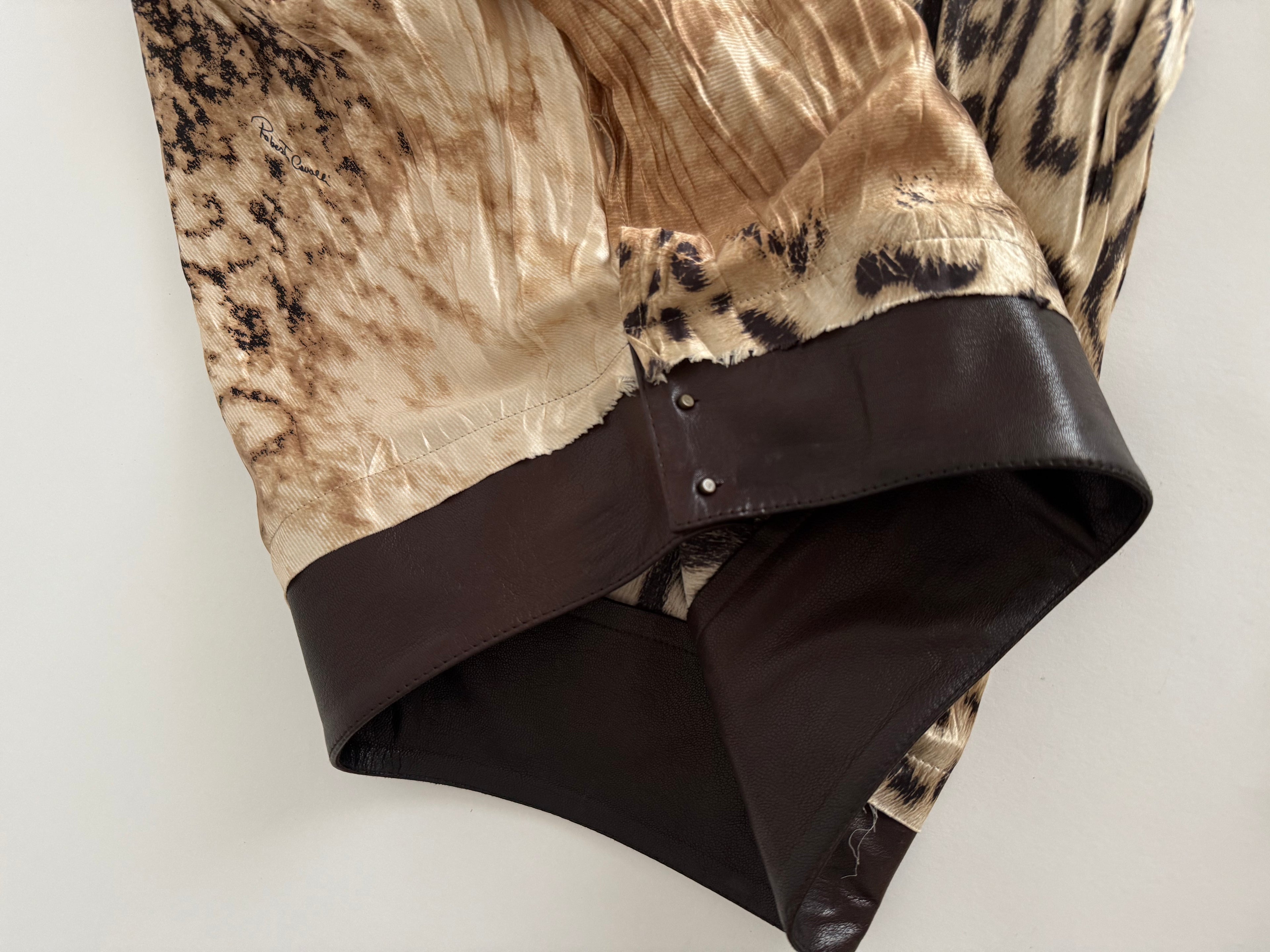 Roberto Cavalli FW2001 leopard silk skirt leather brown belt