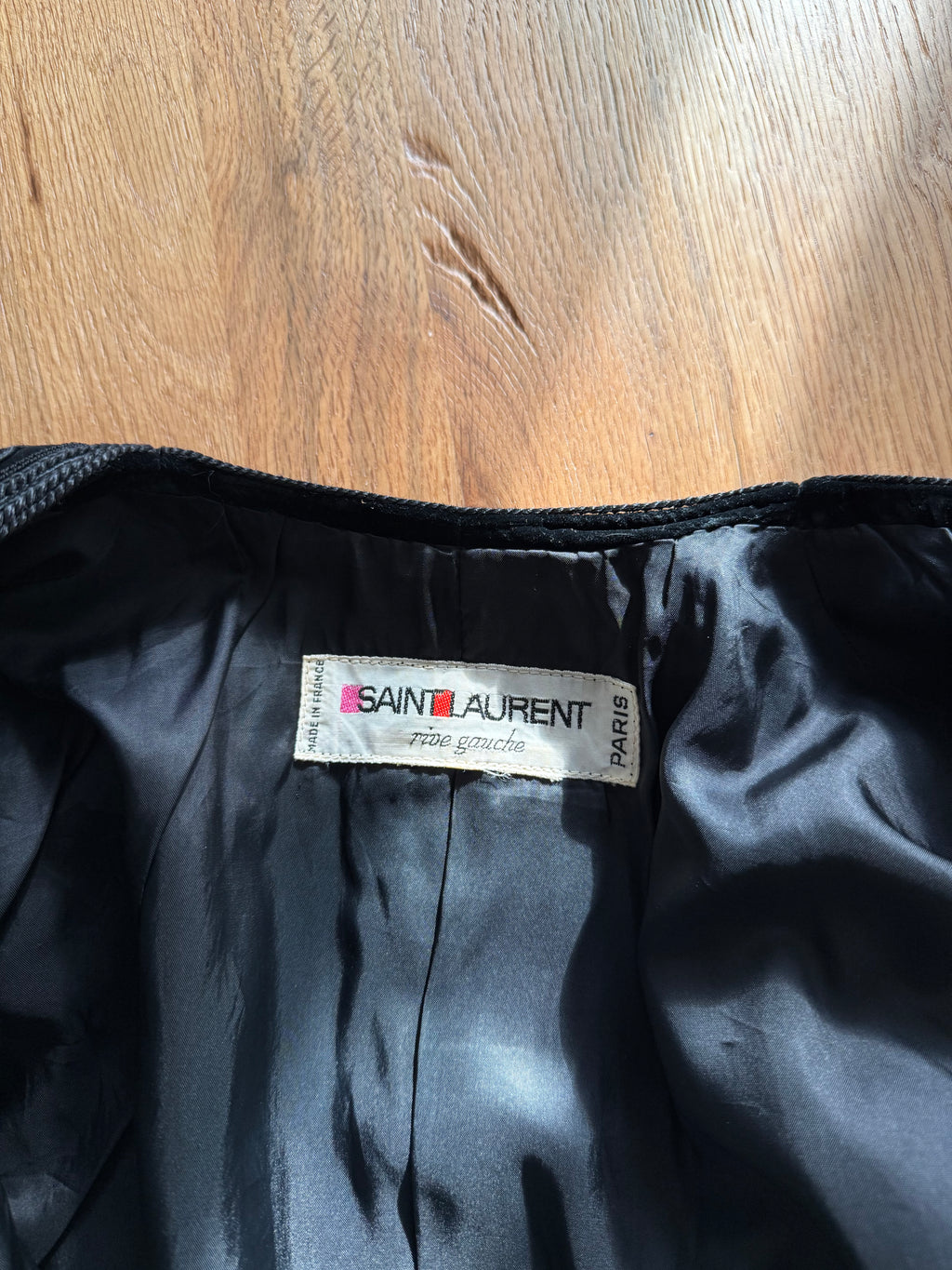 Rare Saint Laurent velvet black blazer 1977