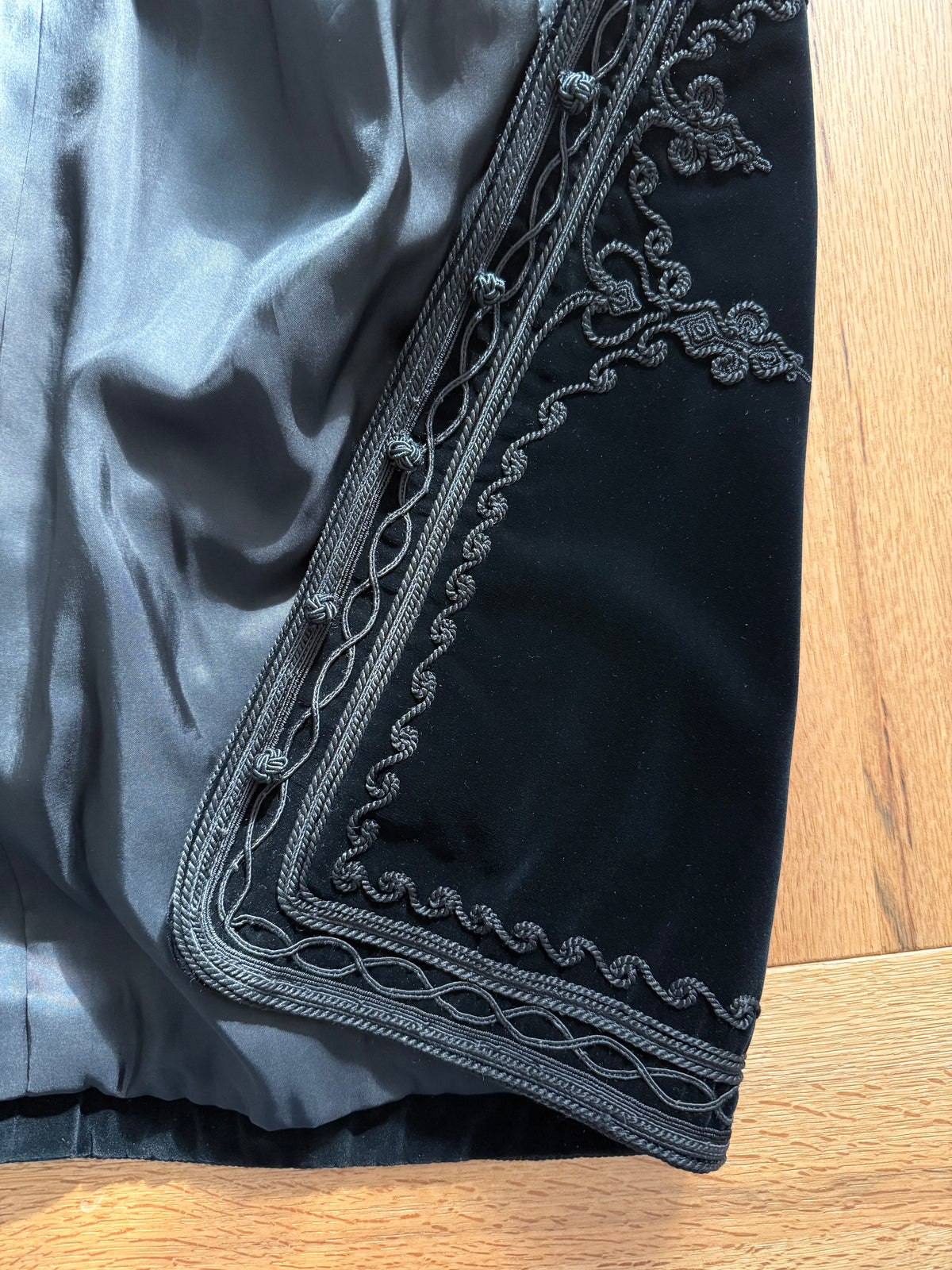 Rare Saint Laurent velvet black blazer 1977