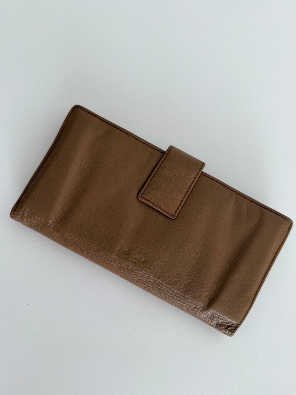 Yves Saint Laurent Yves Saint Laurent SS 2002 kiss wallet wallet Emilia Archive Vintage