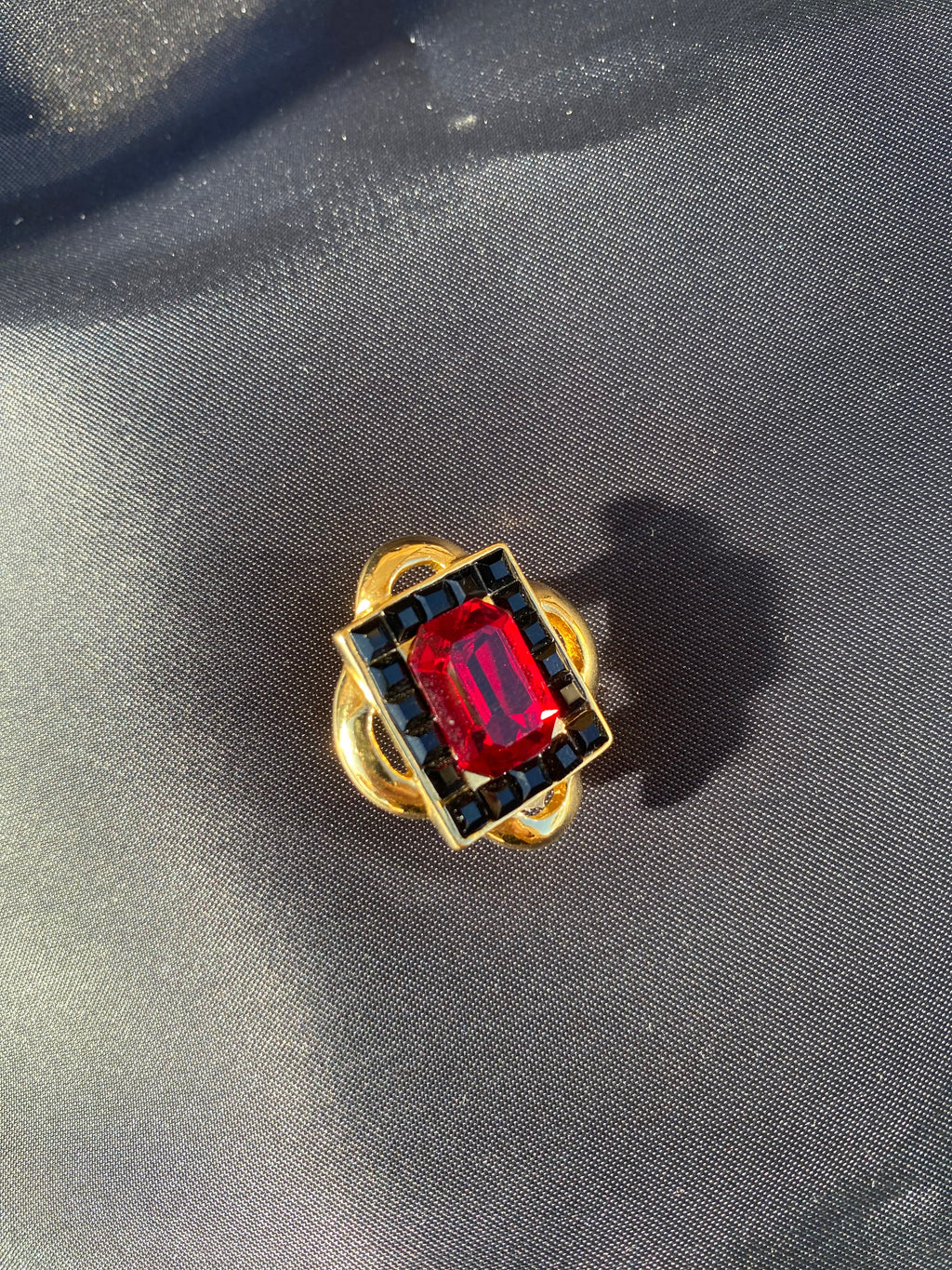 Valentino gold clip earrings 90s