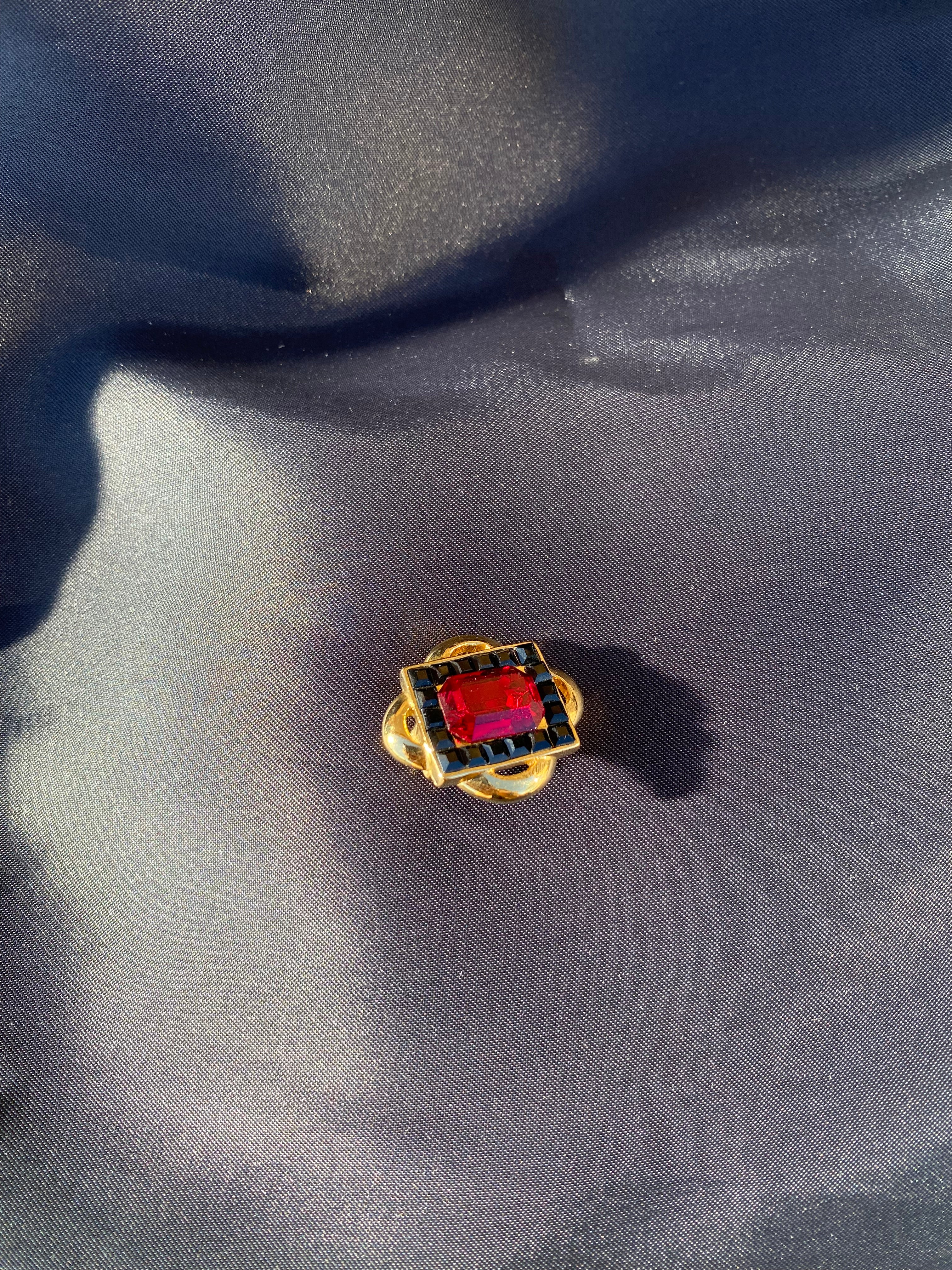 Valentino gold clip earrings 90s