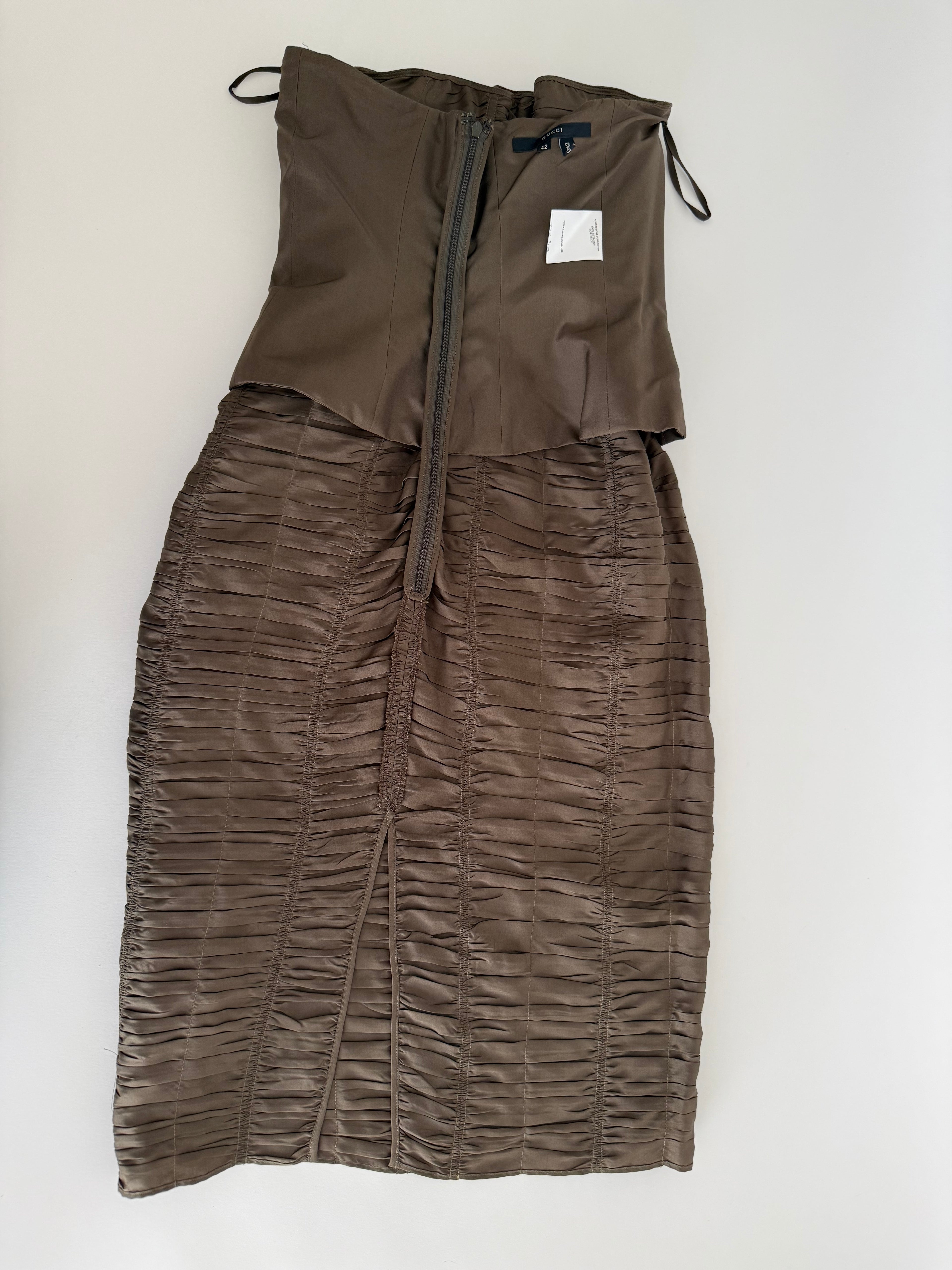Gucci SS 2001 Runway silk mini dress by Tom Ford