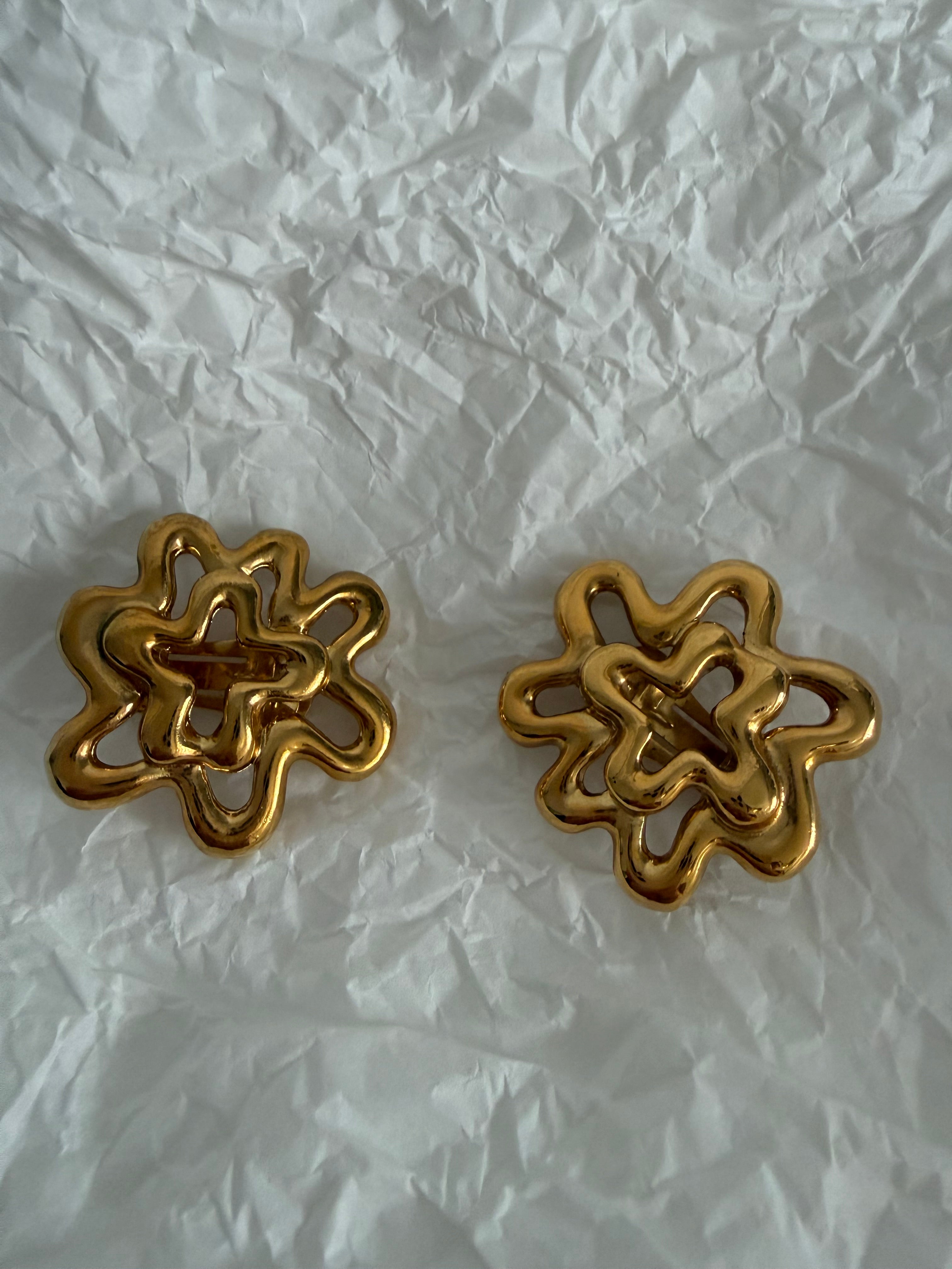 Lanvin gold earrings clip vintage