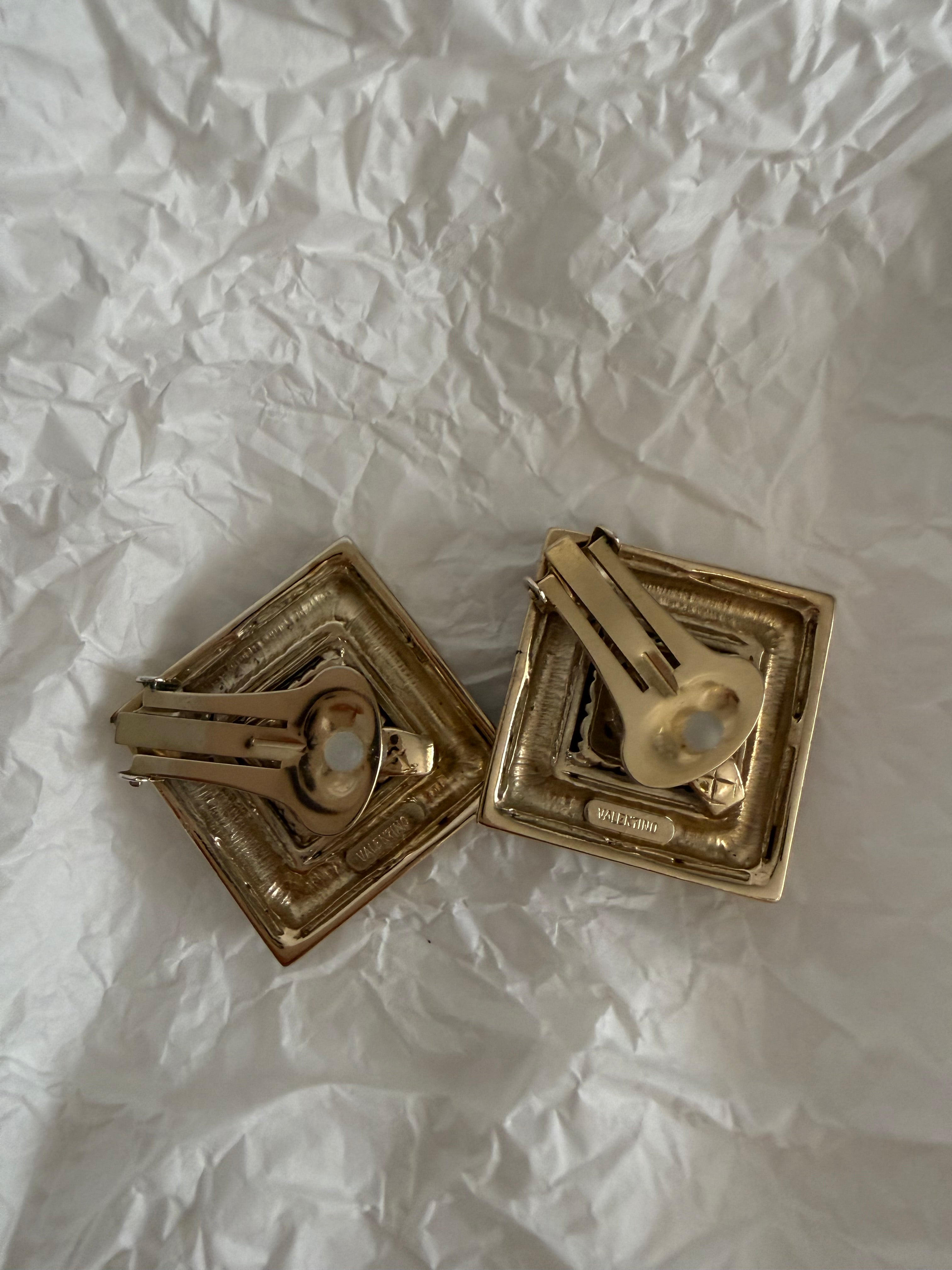 Valentino gold black clip earrings 90s