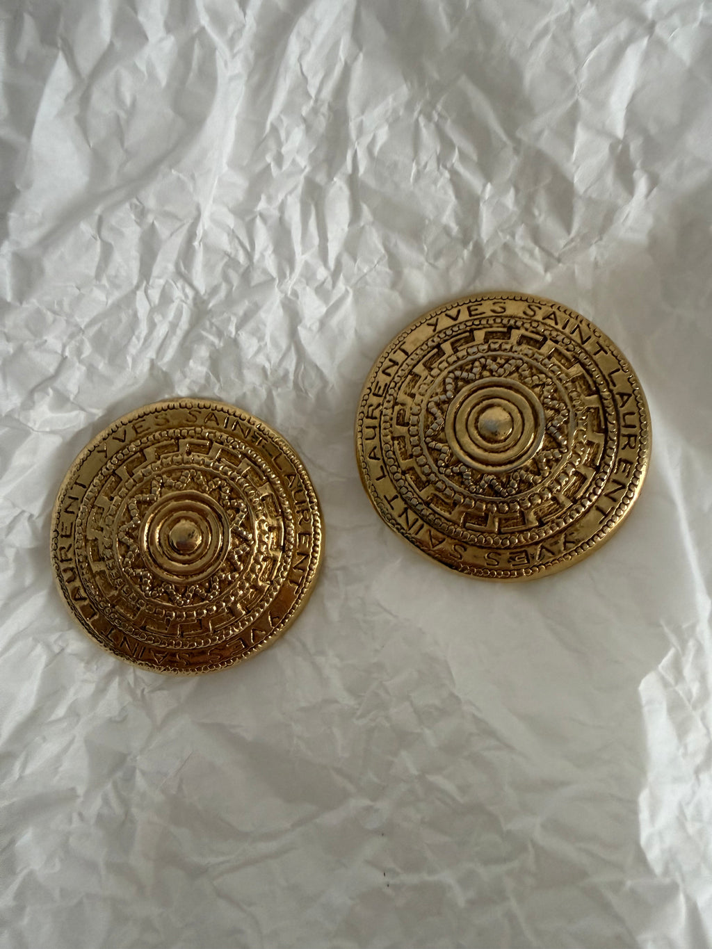 Rare Gold clip earrings Yves Saint Laurent 1977