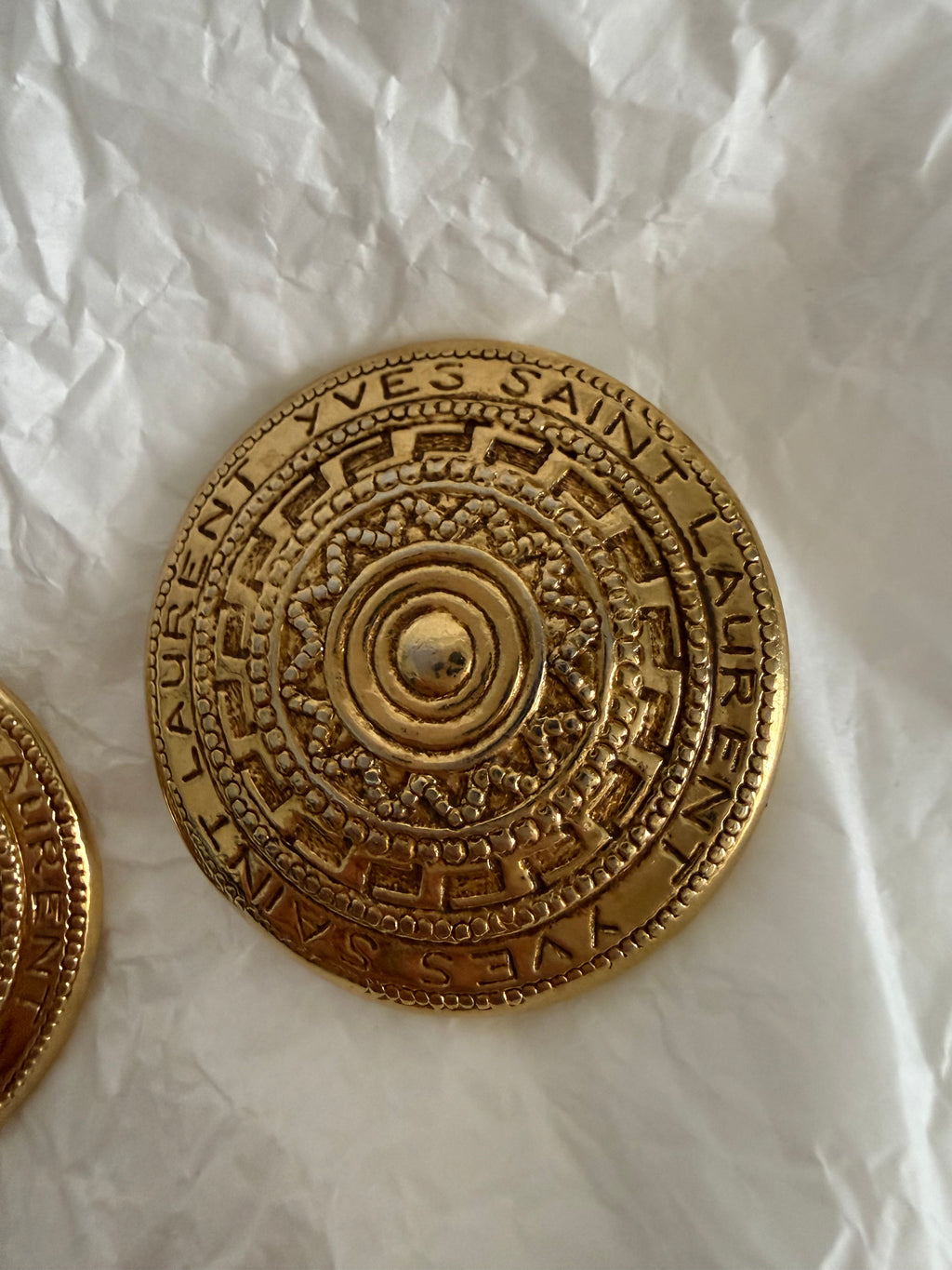 Rare Gold clip earrings Yves Saint Laurent 1977