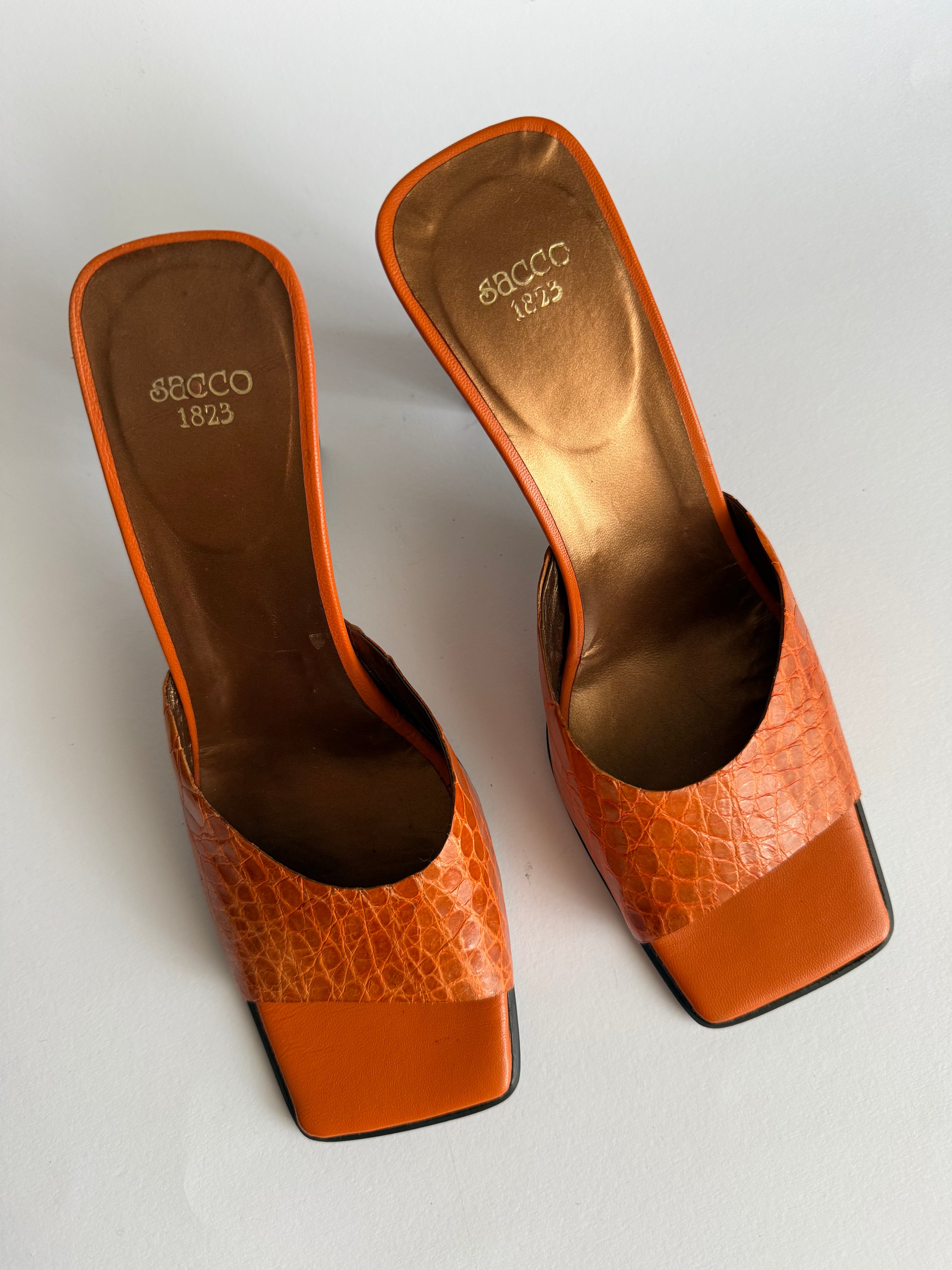 Sandals orange leather vintage
